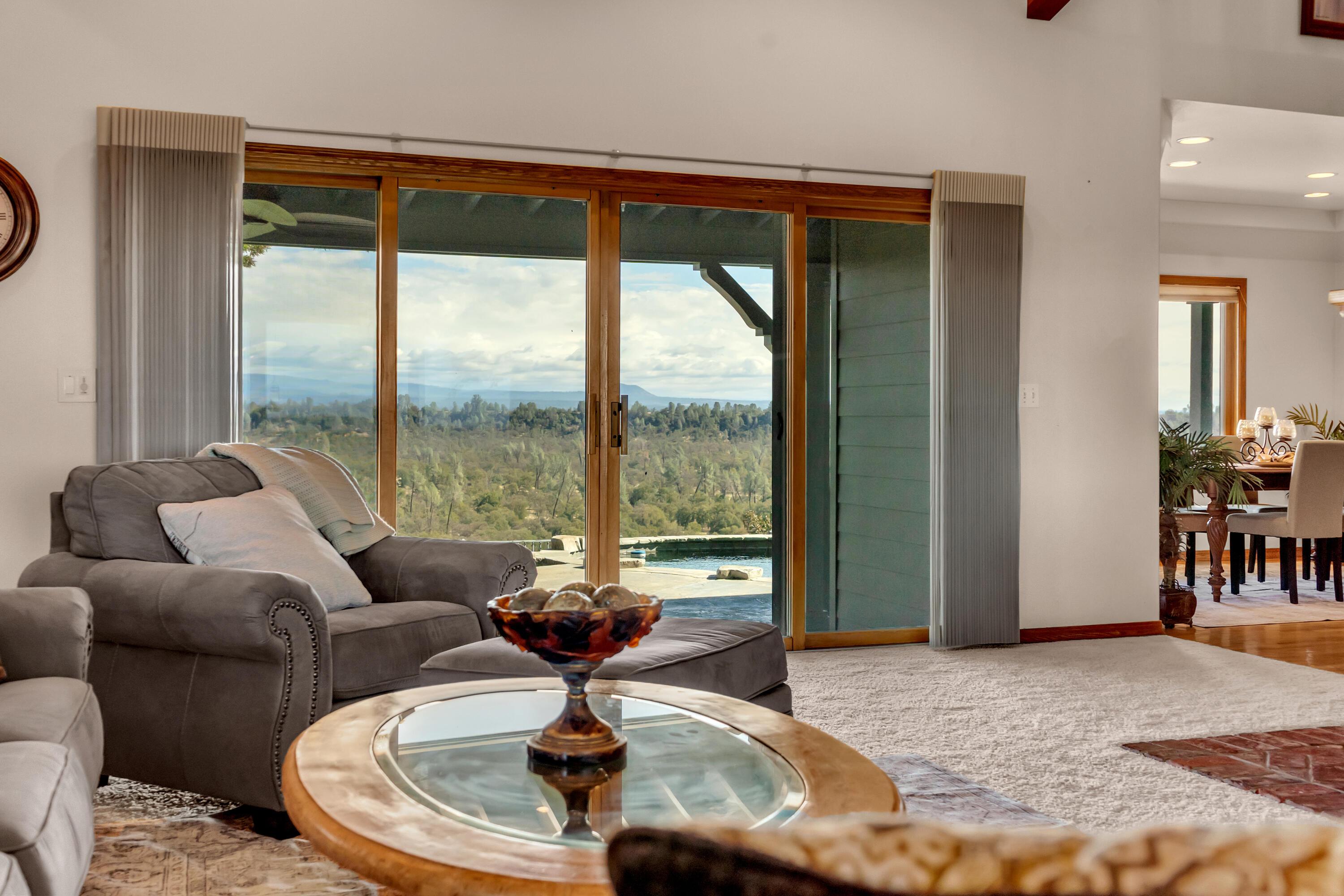 Palo Cedro, California, 96073, United States, 4 Bedrooms Bedrooms, ,3 BathroomsBathrooms,Residential,For Sale,1993452