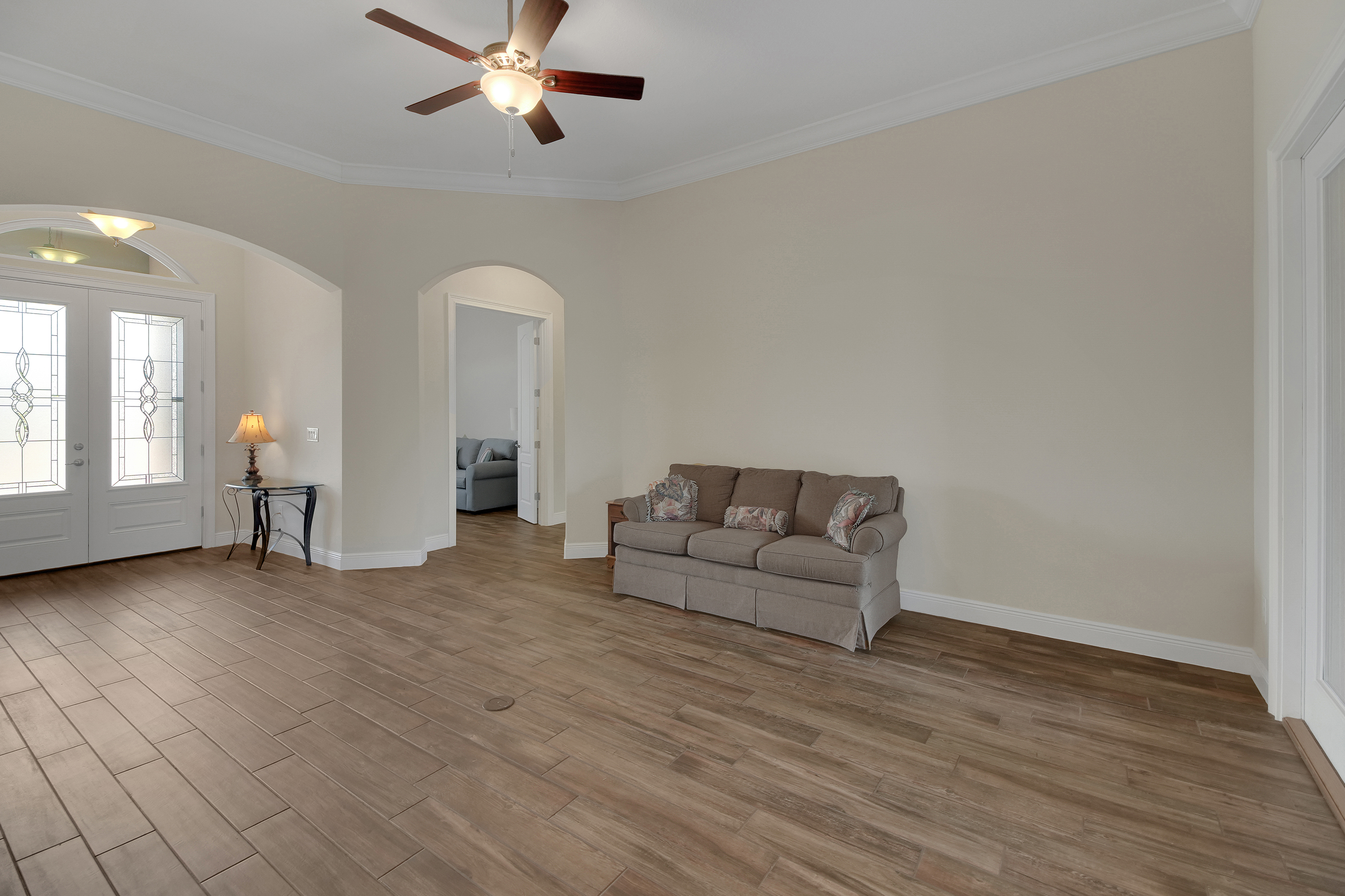 Lady Lake, Florida, 32159, United States, 4 Bedrooms Bedrooms, ,3 BathroomsBathrooms,Residential,For Sale,2001530