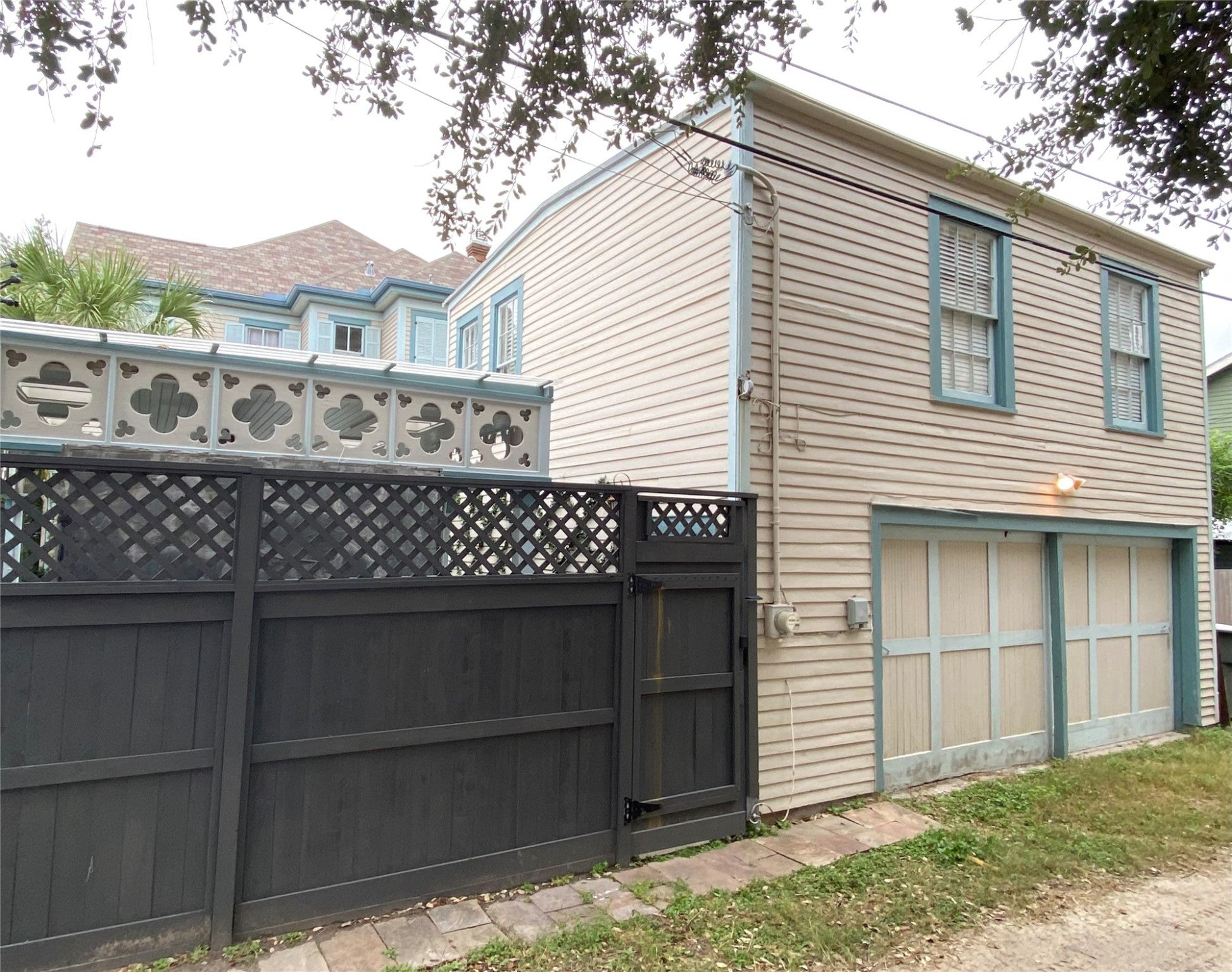 1409 Sealy Street, Galveston, Texas, 77550, United States, 6 Bedrooms Bedrooms, ,4 BathroomsBathrooms,Residential,For Sale,1409 Sealy Street,1683599