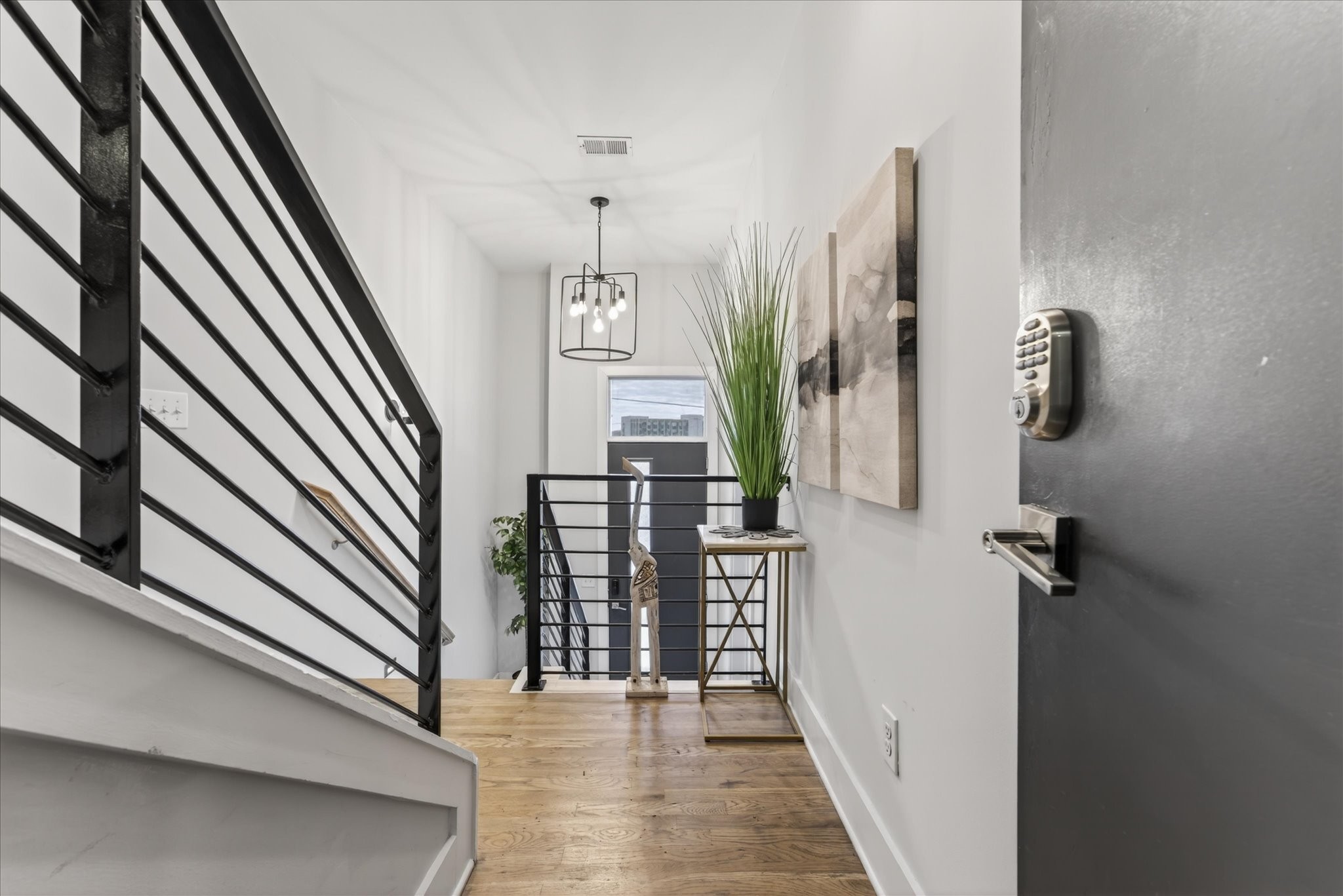 Nashville, Tennessee, 37209, United States, 4 Bedrooms Bedrooms, ,4 BathroomsBathrooms,Residential,For Sale,2005677