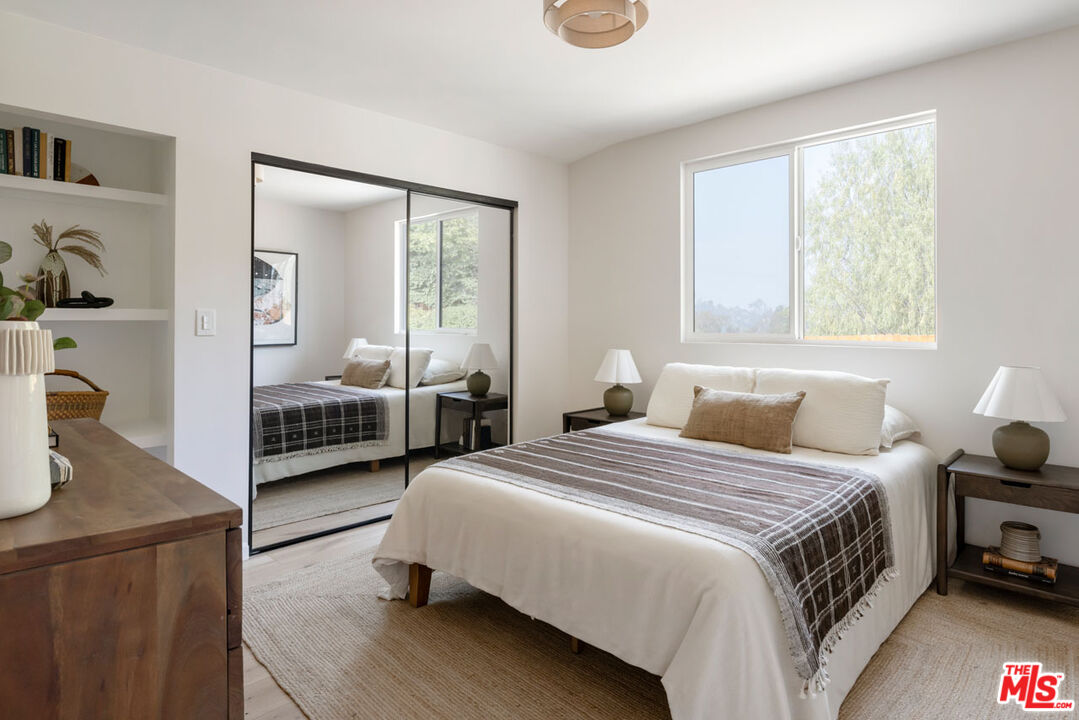 Los Angeles, California, 90065, United States, 3 Bedrooms Bedrooms, ,2 BathroomsBathrooms,Residential,For Sale,1987634