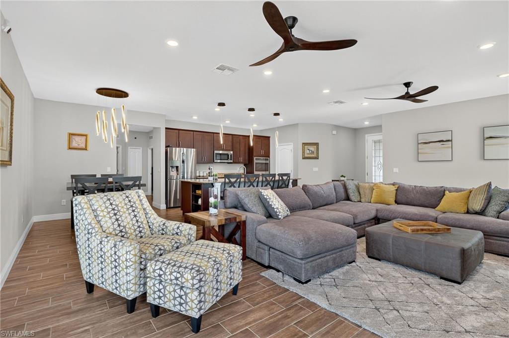 Cape Coral, Florida, 33993, United States, 3 Bedrooms Bedrooms, ,2 BathroomsBathrooms,Residential,For Sale,1997058