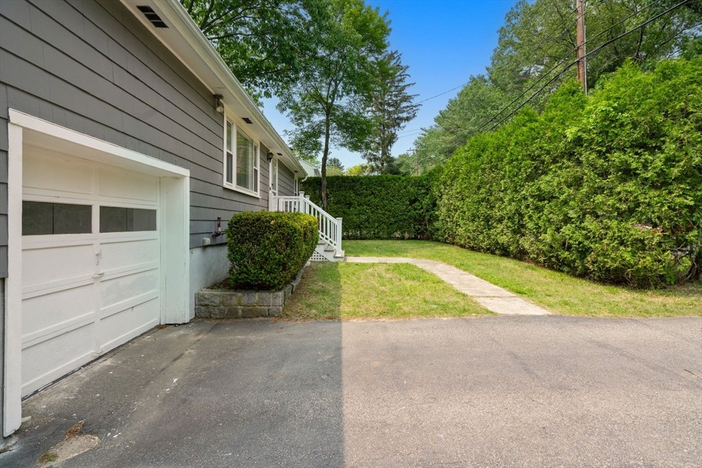 Needham, Massachusetts, 02492, United States, 3 Bedrooms Bedrooms, ,2 BathroomsBathrooms,Residential,For Sale,1847293