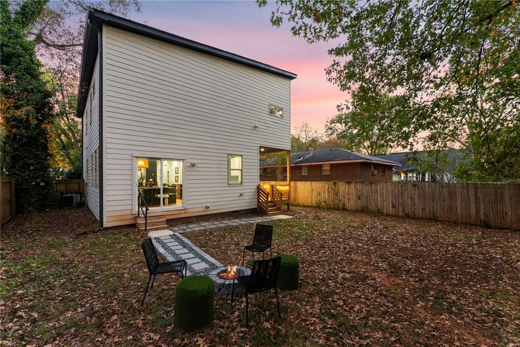 Atlanta, Georgia, 30317, United States, 5 Bedrooms Bedrooms, ,4 BathroomsBathrooms,Residential,For Sale,1989544