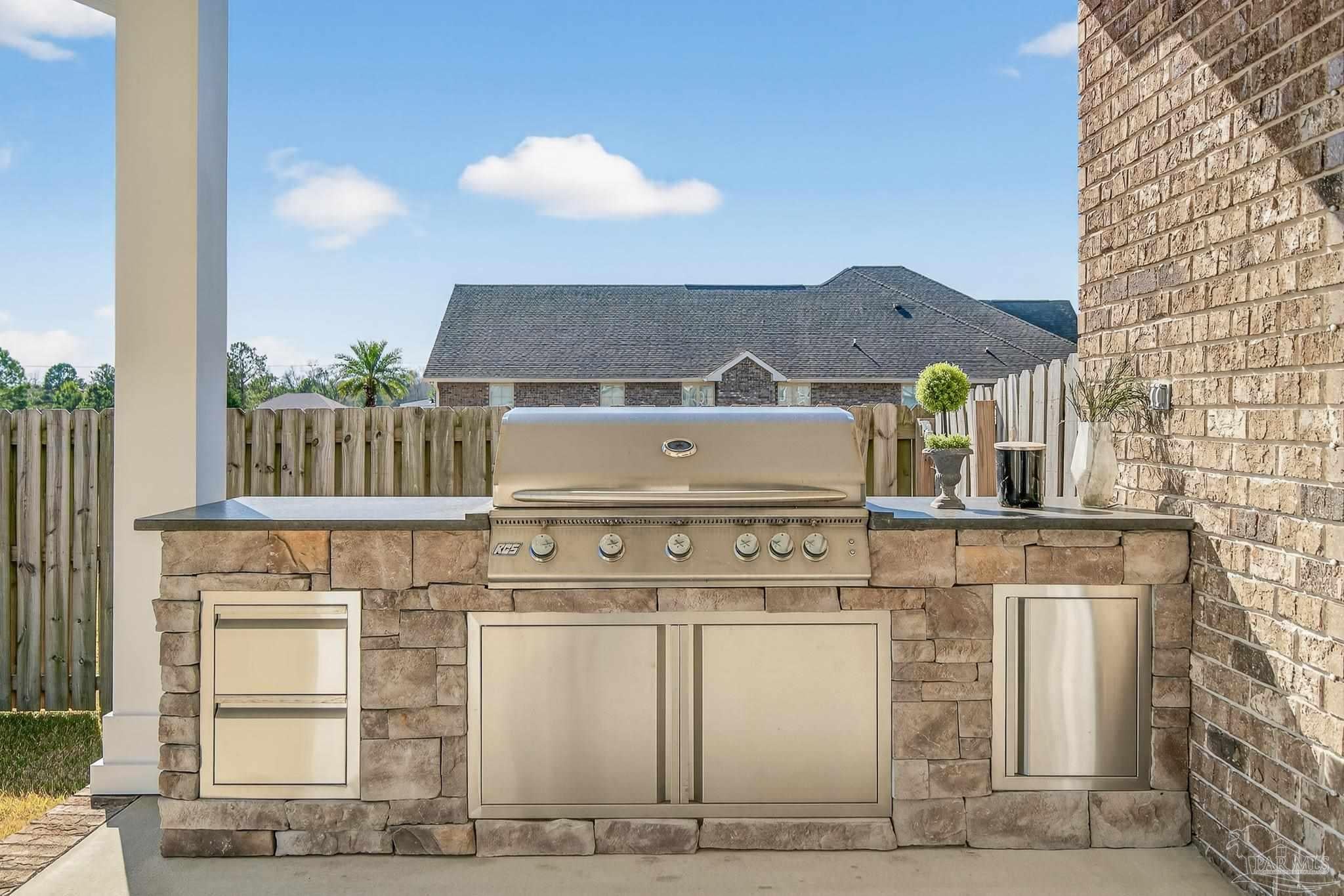 Cantonment, Florida, 32533, United States, 4 Bedrooms Bedrooms, ,4 BathroomsBathrooms,Residential,For Sale,2015044