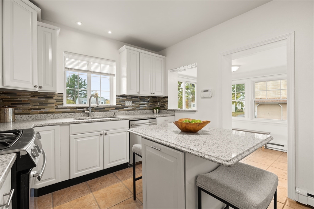 Methuen, Massachusetts, 01844, United States, 3 Bedrooms Bedrooms, ,2 BathroomsBathrooms,Residential,For Sale,1986307