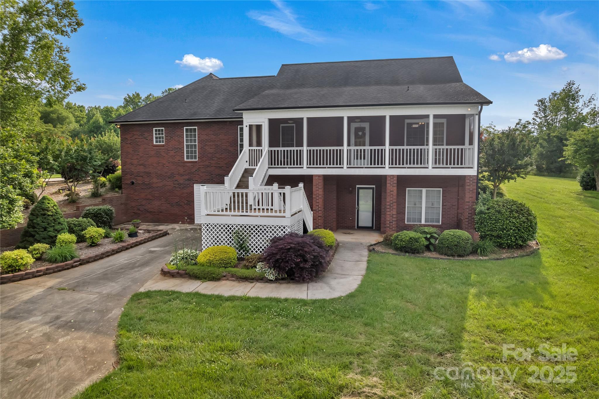 Cherryville, North Carolina, 28021, United States, 3 Bedrooms Bedrooms, ,3 BathroomsBathrooms,Residential,For Sale,1885225