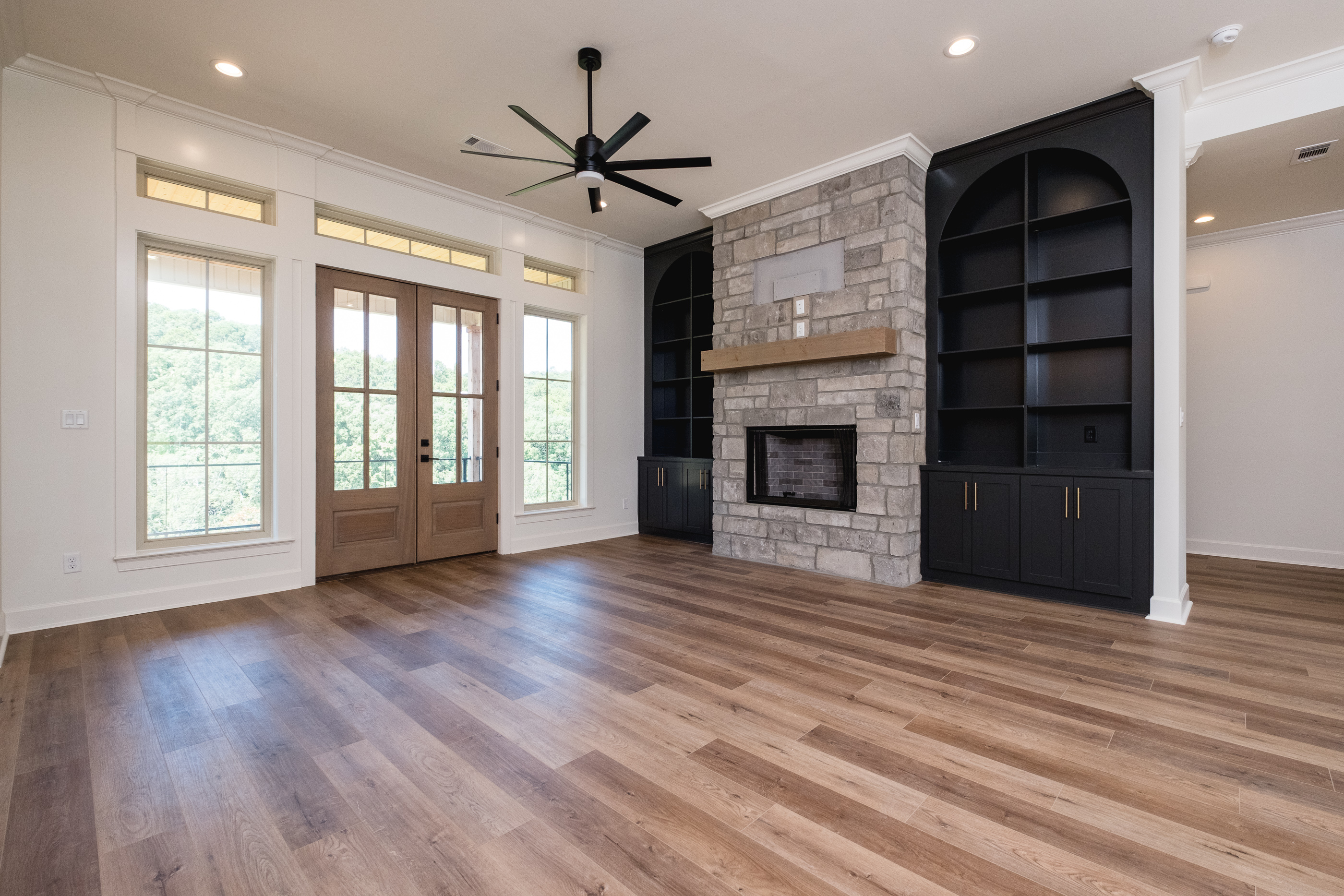 Little Rock, Arkansas, 72223, United States, 5 Bedrooms Bedrooms, ,5 BathroomsBathrooms,Residential,For Sale,1920027