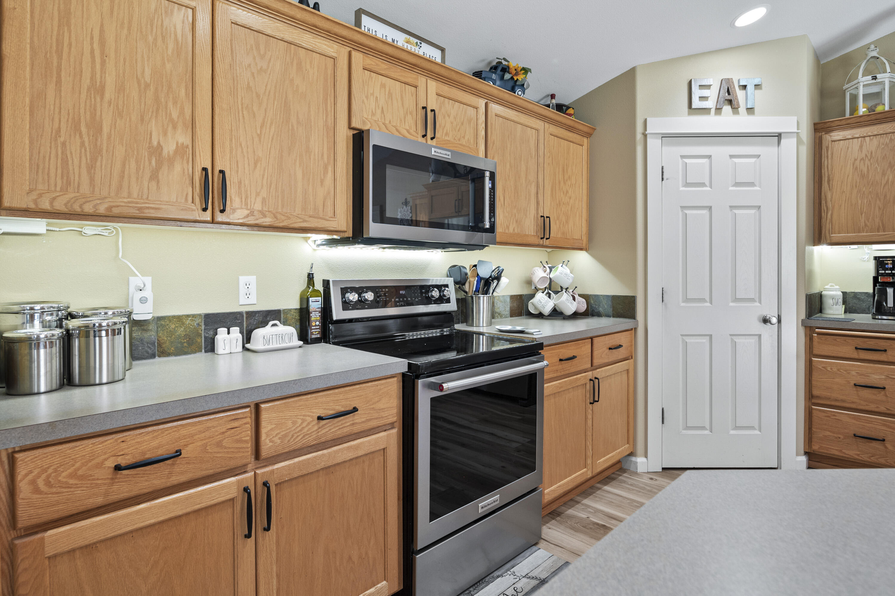 Prineville, Oregon, 97754, United States, 3 Bedrooms Bedrooms, ,2 BathroomsBathrooms,Residential,For Sale,1931921