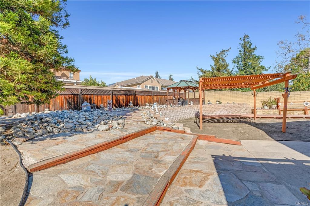 Claremont, California, 91711, United States, 4 Bedrooms Bedrooms, ,2 BathroomsBathrooms,Residential,For Sale,1975590