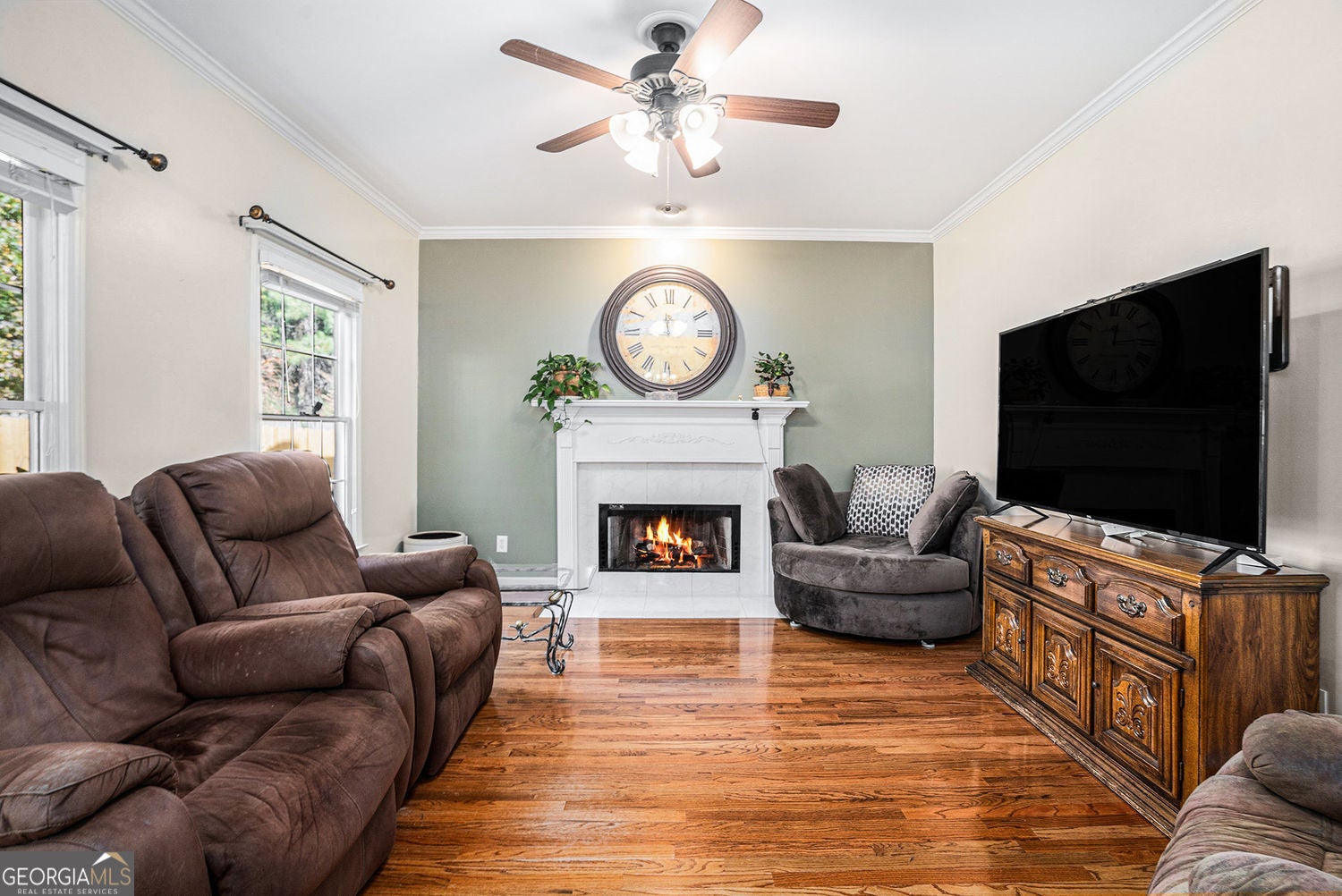 Johns Creek, Georgia, 30022, United States, 5 Bedrooms Bedrooms, ,4 BathroomsBathrooms,Residential,For Sale,1985826