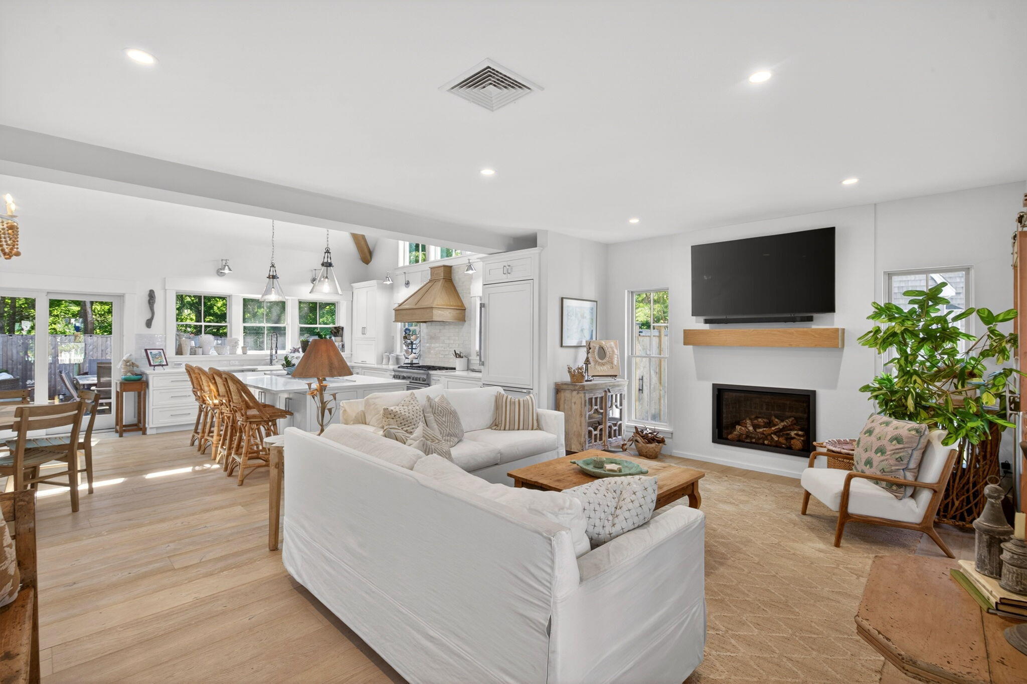  60 Bayberry Road, West Yarmouth, MA, 02673 - 物件實景