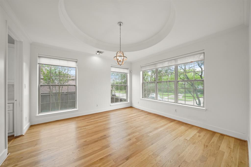 Houston, Texas, 77096, United States, 4 Bedrooms Bedrooms, ,6 BathroomsBathrooms,Residential,For Sale,1827201