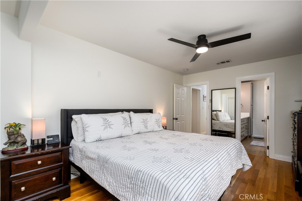 Granada Hills, California, 91344, United States, 4 Bedrooms Bedrooms, ,2 BathroomsBathrooms,Residential,For Sale,1983856