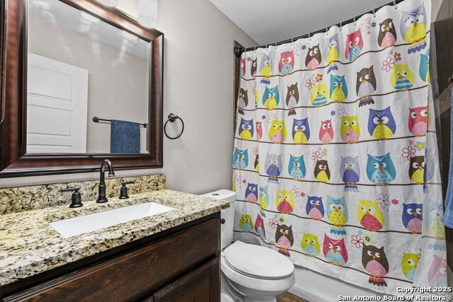 La Vernia, Texas, 78121, United States, 6 Bedrooms Bedrooms, ,4 BathroomsBathrooms,Residential,For Sale,1737147