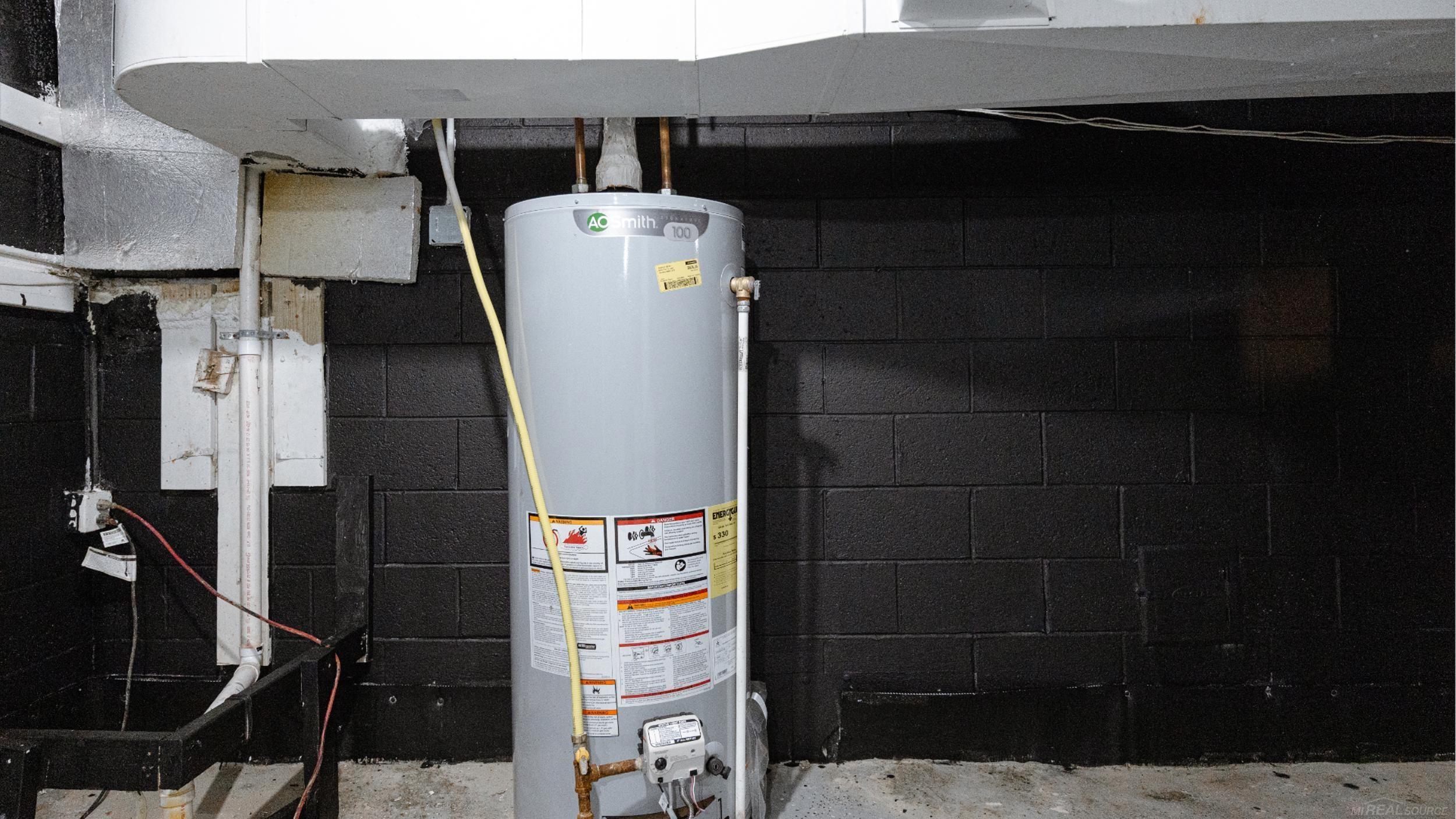 Columbus, Michigan, 48063, United States, 3 Bedrooms Bedrooms, ,3 BathroomsBathrooms,Residential,For Sale,1974296