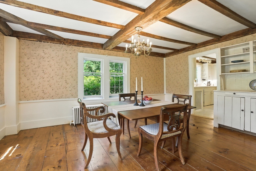 Bolton, Massachusetts, 01740, United States, 4 Bedrooms Bedrooms, ,4 BathroomsBathrooms,Residential,For Sale,1866522