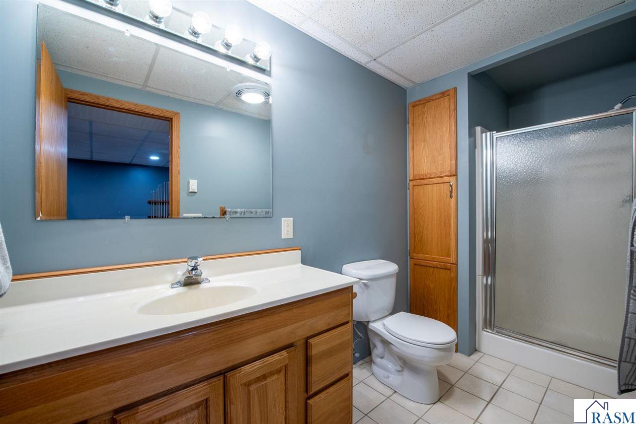 North Mankato, Minnesota, 56003, United States, 5 Bedrooms Bedrooms, ,3 BathroomsBathrooms,Residential,For Sale,1998081