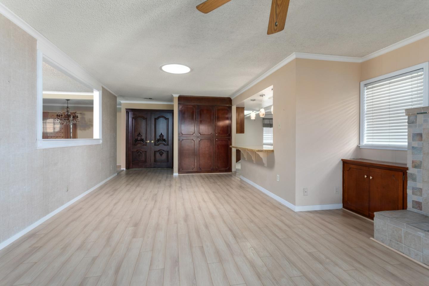 Clovis, California, 93611, United States, 4 Bedrooms Bedrooms, ,2 BathroomsBathrooms,Residential,For Sale,1907507