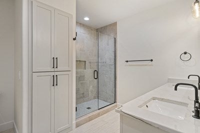 Blairsville, Georgia, 30512, United States, 4 Bedrooms Bedrooms, ,6 BathroomsBathrooms,Residential,For Sale,1940462