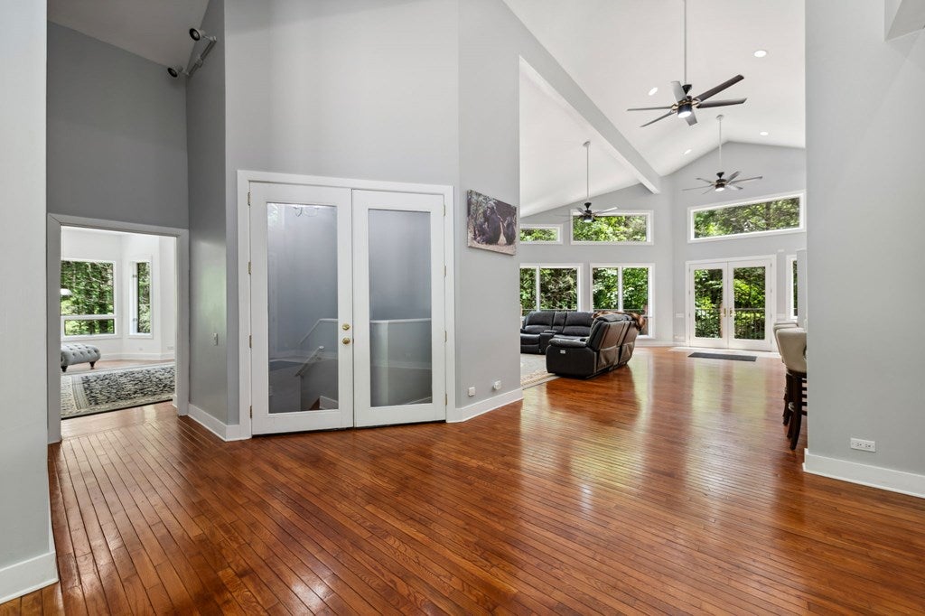 Ellijay, Georgia, 30540, United States, 5 Bedrooms Bedrooms, ,5 BathroomsBathrooms,Residential,For Sale,1868155