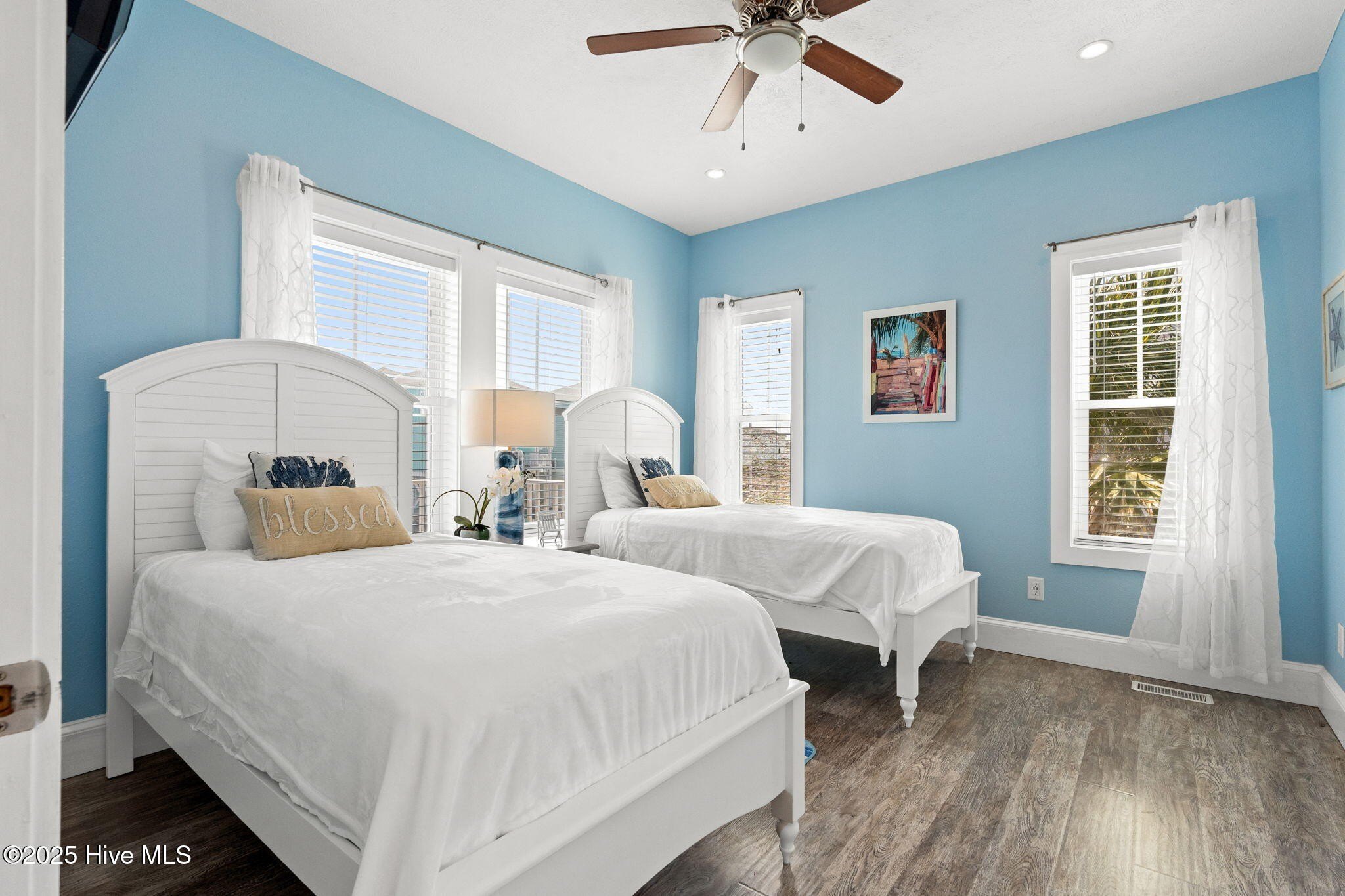 Ocean Isle Beach, North Carolina, 28469, United States, 4 Bedrooms Bedrooms, ,3 BathroomsBathrooms,Residential,For Sale,1984040