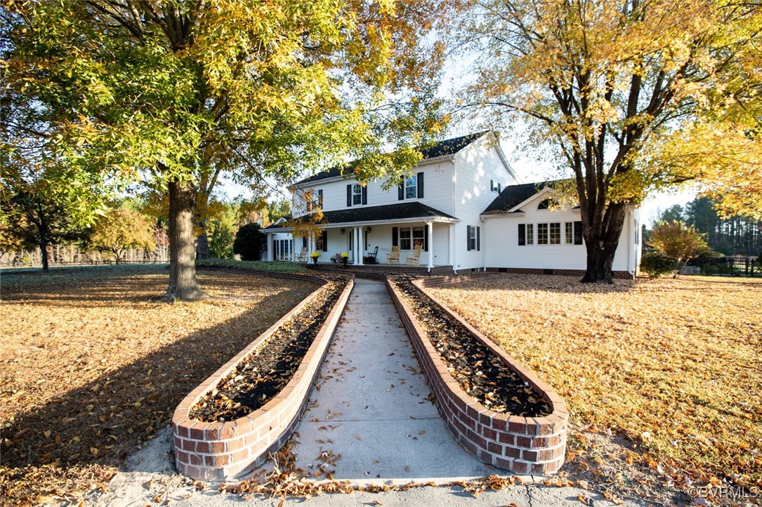 Crewe, Virginia, 23930, United States, 5 Bedrooms Bedrooms, ,4 BathroomsBathrooms,Residential,For Sale,1887087