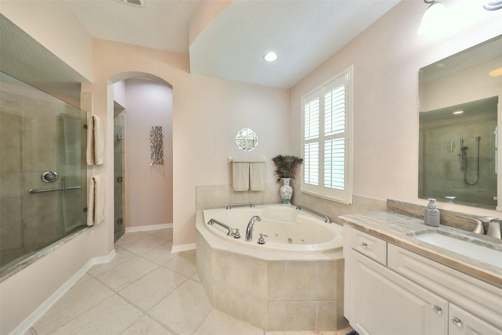 Apollo Beach, Florida, 33572, United States, 4 Bedrooms Bedrooms, ,3 BathroomsBathrooms,Residential,For Sale,1920330