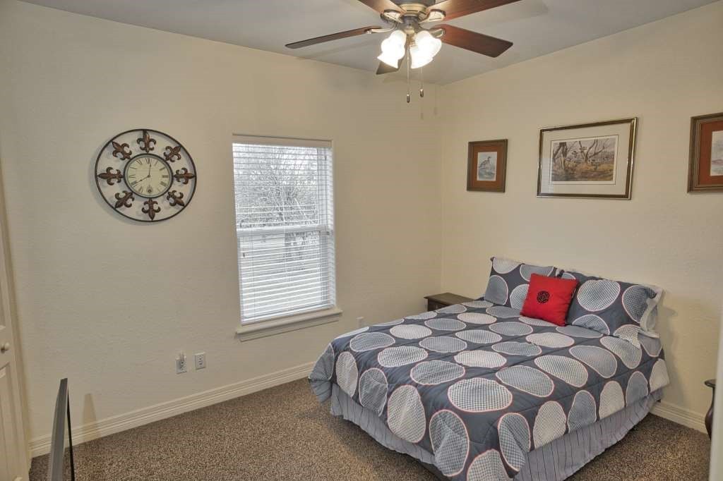 Brazoria, Texas, 77422, United States, 4 Bedrooms Bedrooms, ,3 BathroomsBathrooms,Residential,For Sale,1935189