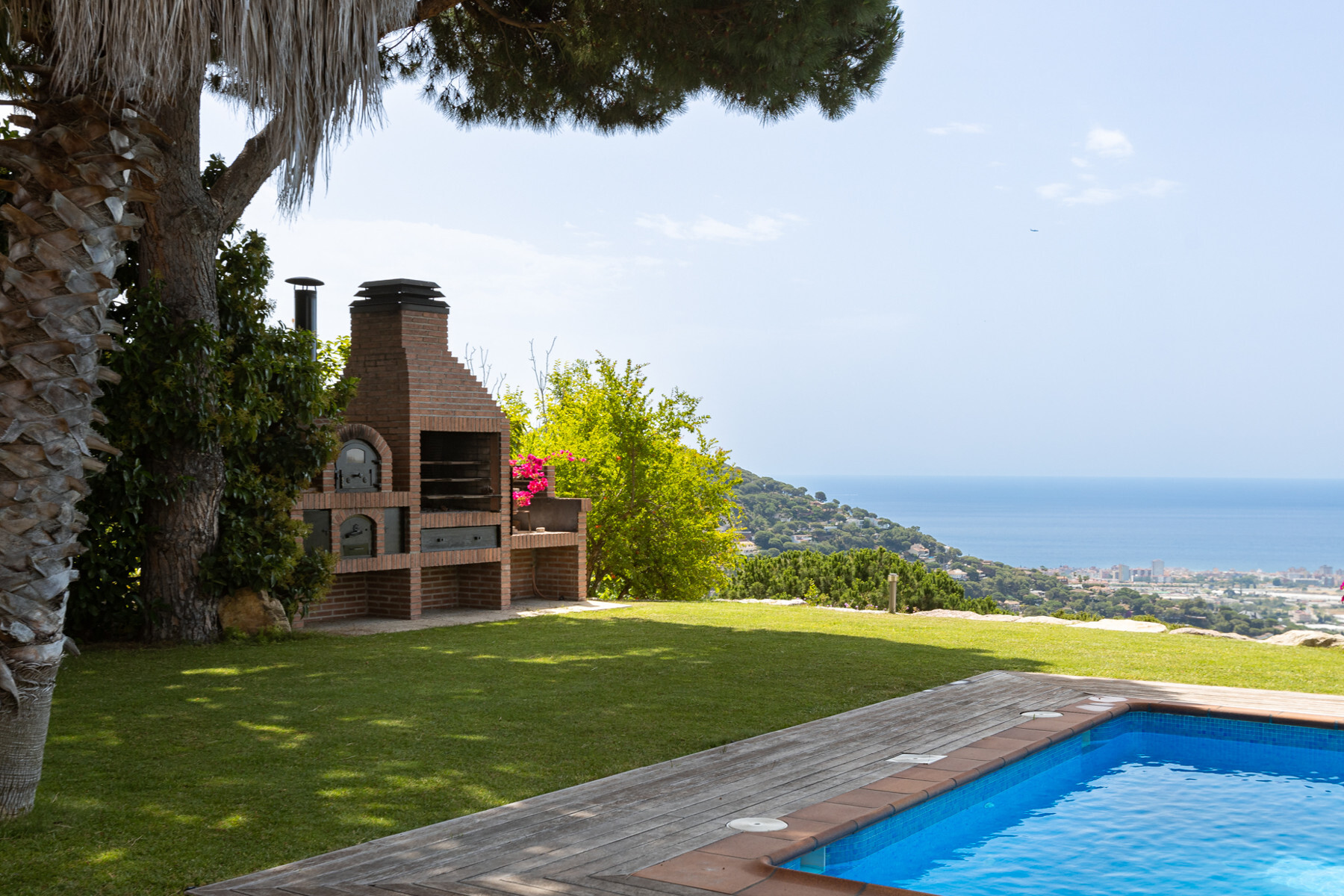  Villa with pool in an unbeatable location - 物件實景