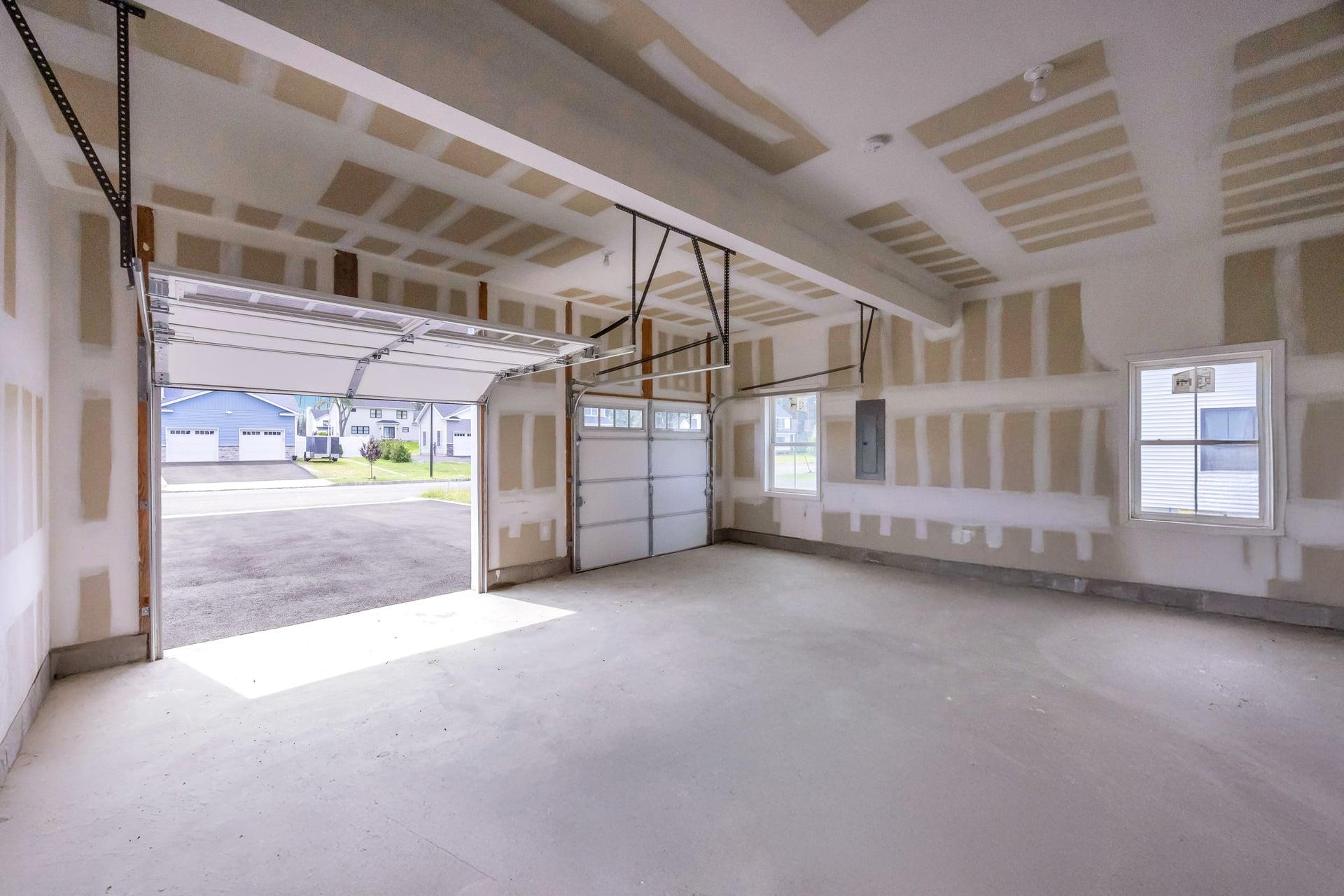 Ridge, New York, 11961, United States, 4 Bedrooms Bedrooms, ,3 BathroomsBathrooms,Residential,For Sale,1898810