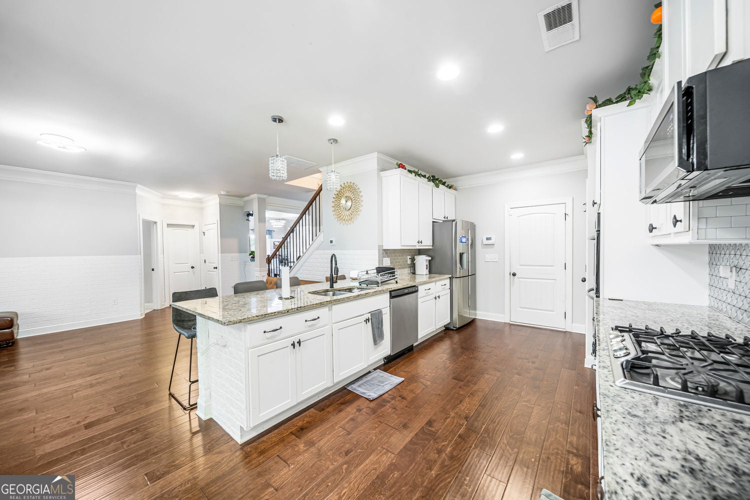 Hampton, Georgia, 30228, United States, 5 Bedrooms Bedrooms, ,3 BathroomsBathrooms,Residential,For Sale,1899250