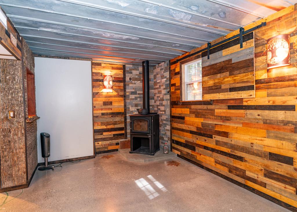 Reliance, Tennessee, 37369, United States, 3 Bedrooms Bedrooms, ,2 BathroomsBathrooms,Residential,For Sale,1985827