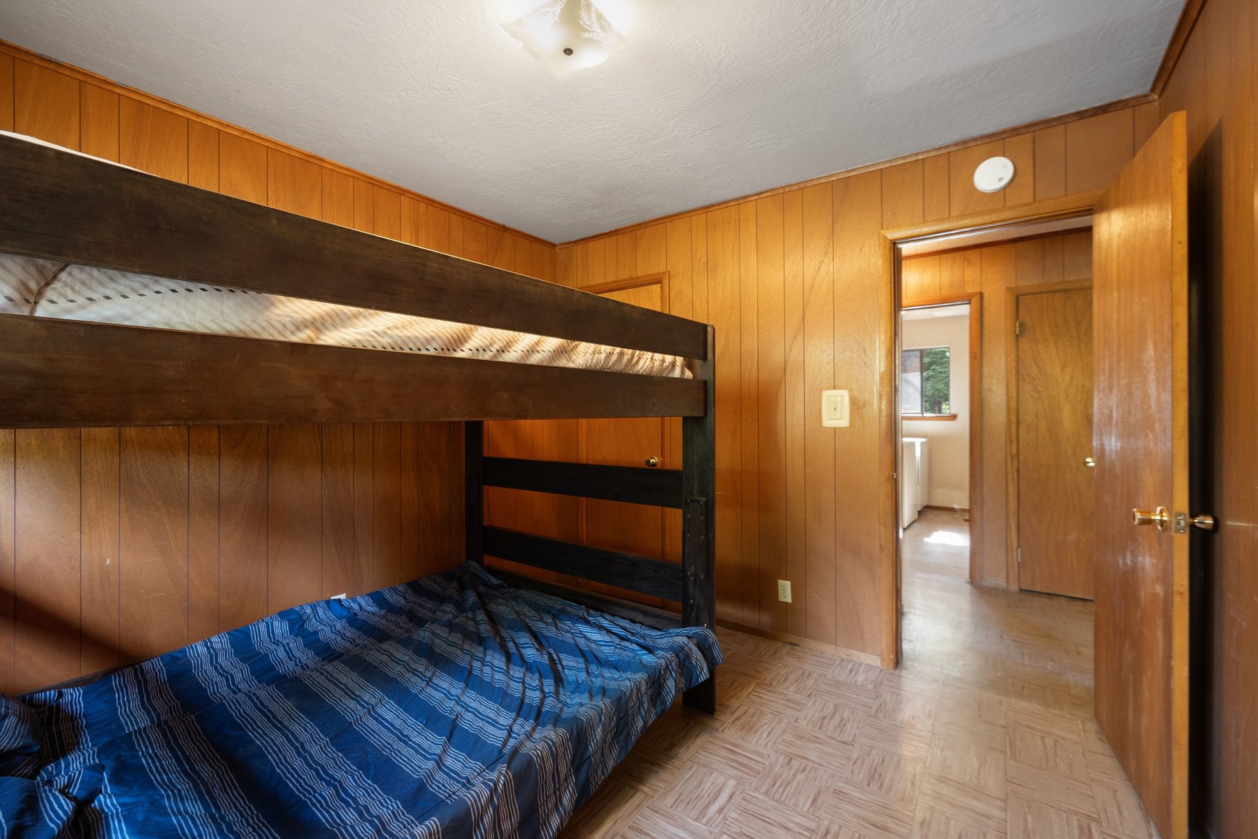  Charming Tahoe Cabin Beside Forest Service Land—Your Mountain Getaway Awaits - 物件實景