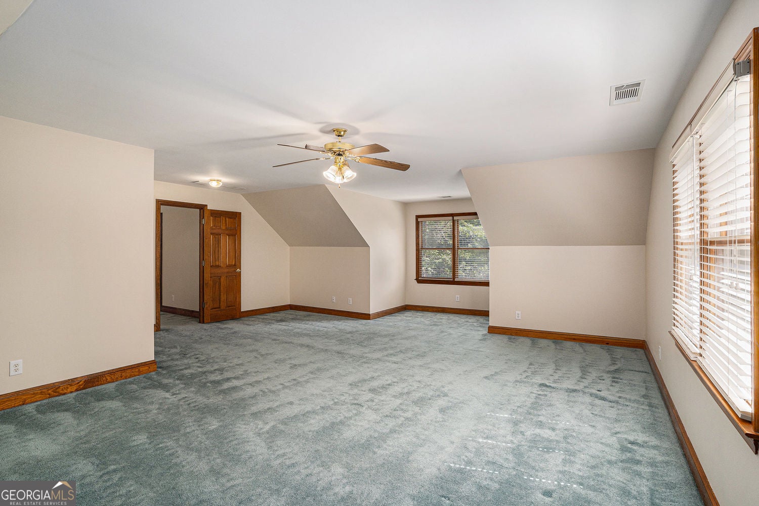 McDonough, Georgia, 30252, United States, 5 Bedrooms Bedrooms, ,6 BathroomsBathrooms,Residential,For Sale,1869164