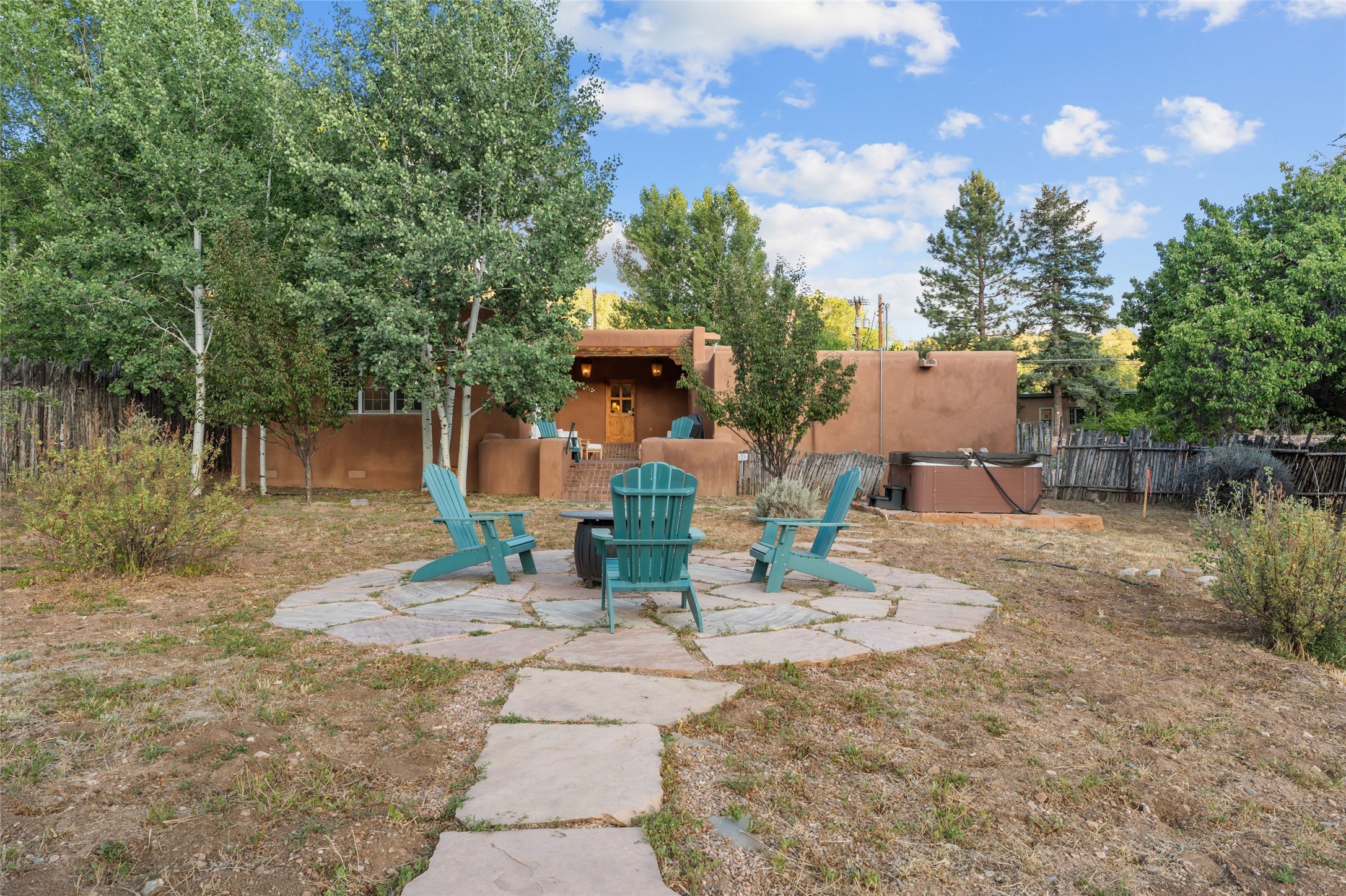  1523 Upper Canyon Road - 物件實景