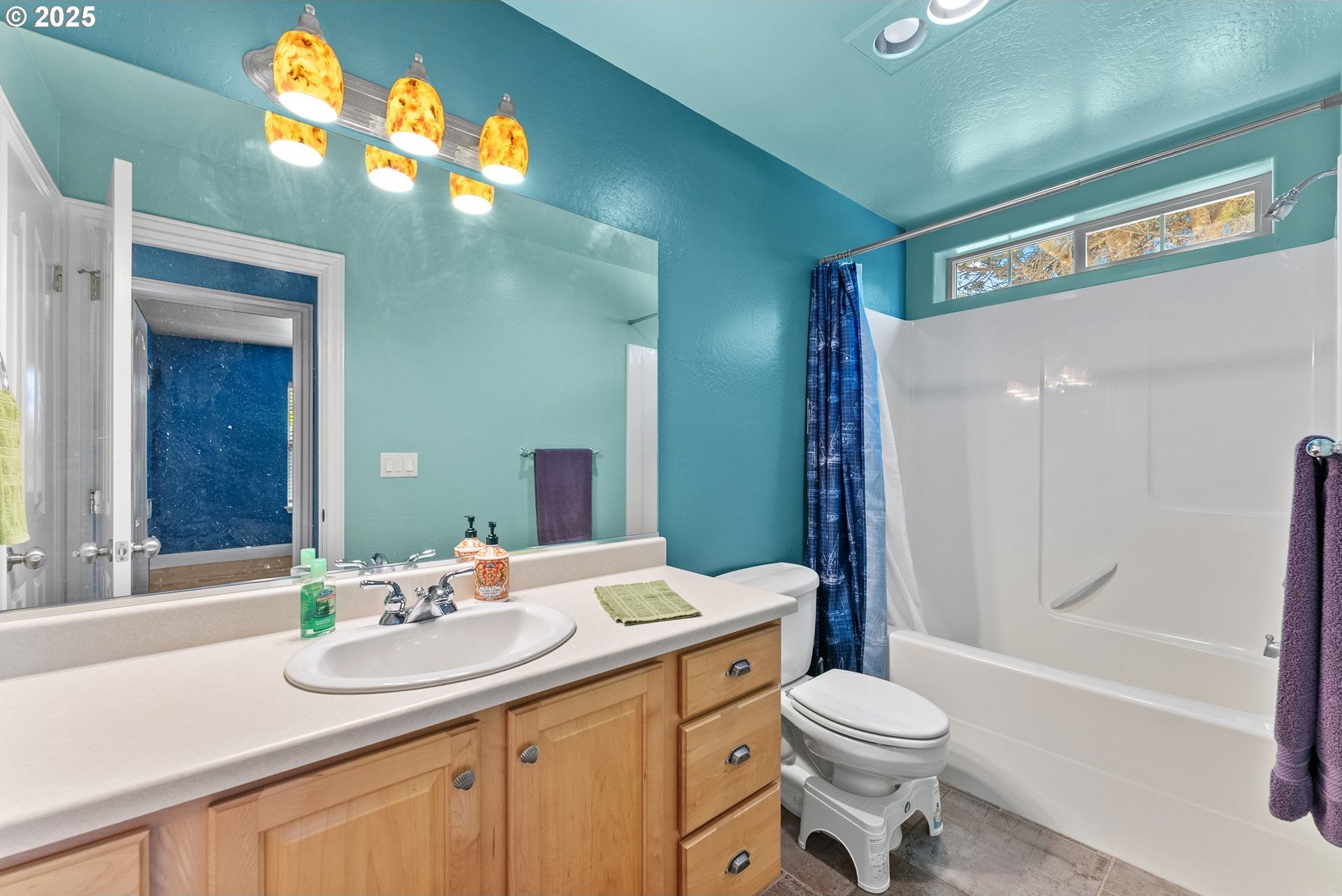 Brookings, Oregon, 97415, United States, 3 Bedrooms Bedrooms, ,2 BathroomsBathrooms,Residential,For Sale,1974260