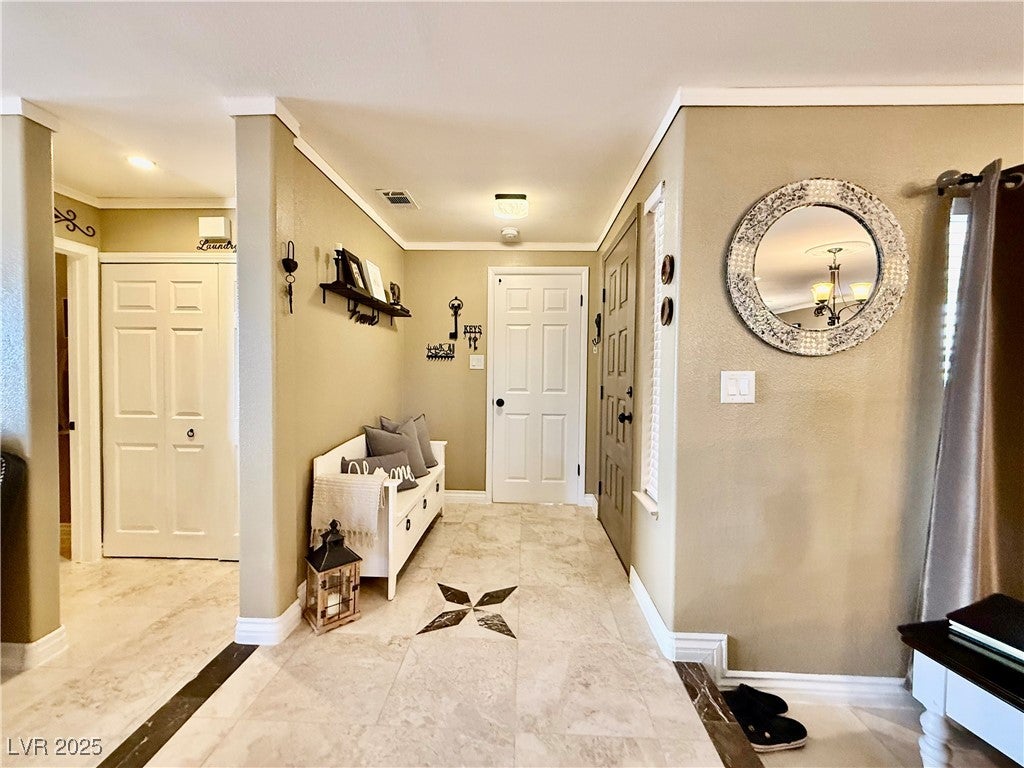 Las Vegas, Nevada, 89121, United States, 3 Bedrooms Bedrooms, ,2 BathroomsBathrooms,Residential,For Sale,1981360