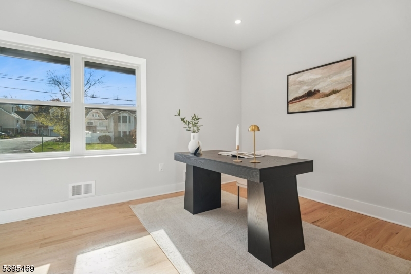 New Providence Boro, New Jersey, 07974, United States, 6 Bedrooms Bedrooms, ,6 BathroomsBathrooms,Residential,For Sale,2001991