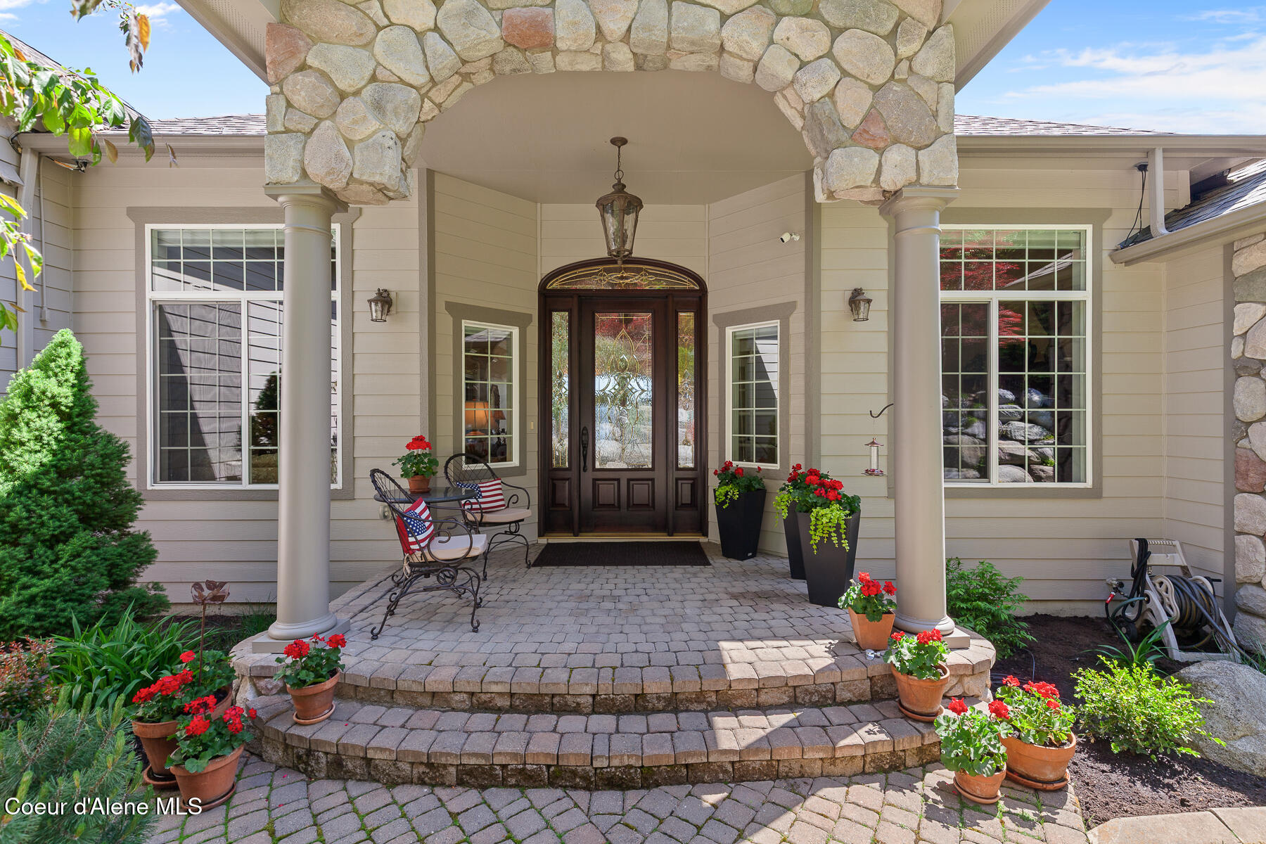Coeur d'Alene, Idaho, 83814, United States, 4 Bedrooms Bedrooms, ,Residential,For Sale,2048588