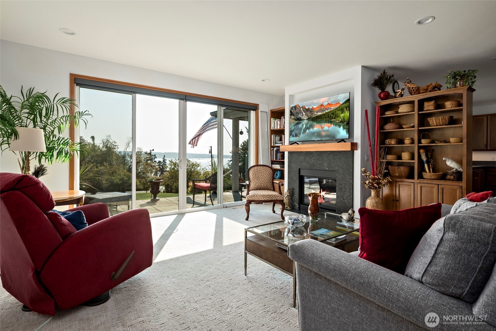 La Conner, Washington, 98257, United States, 2 Bedrooms Bedrooms, ,4 BathroomsBathrooms,Residential,For Sale,1951014