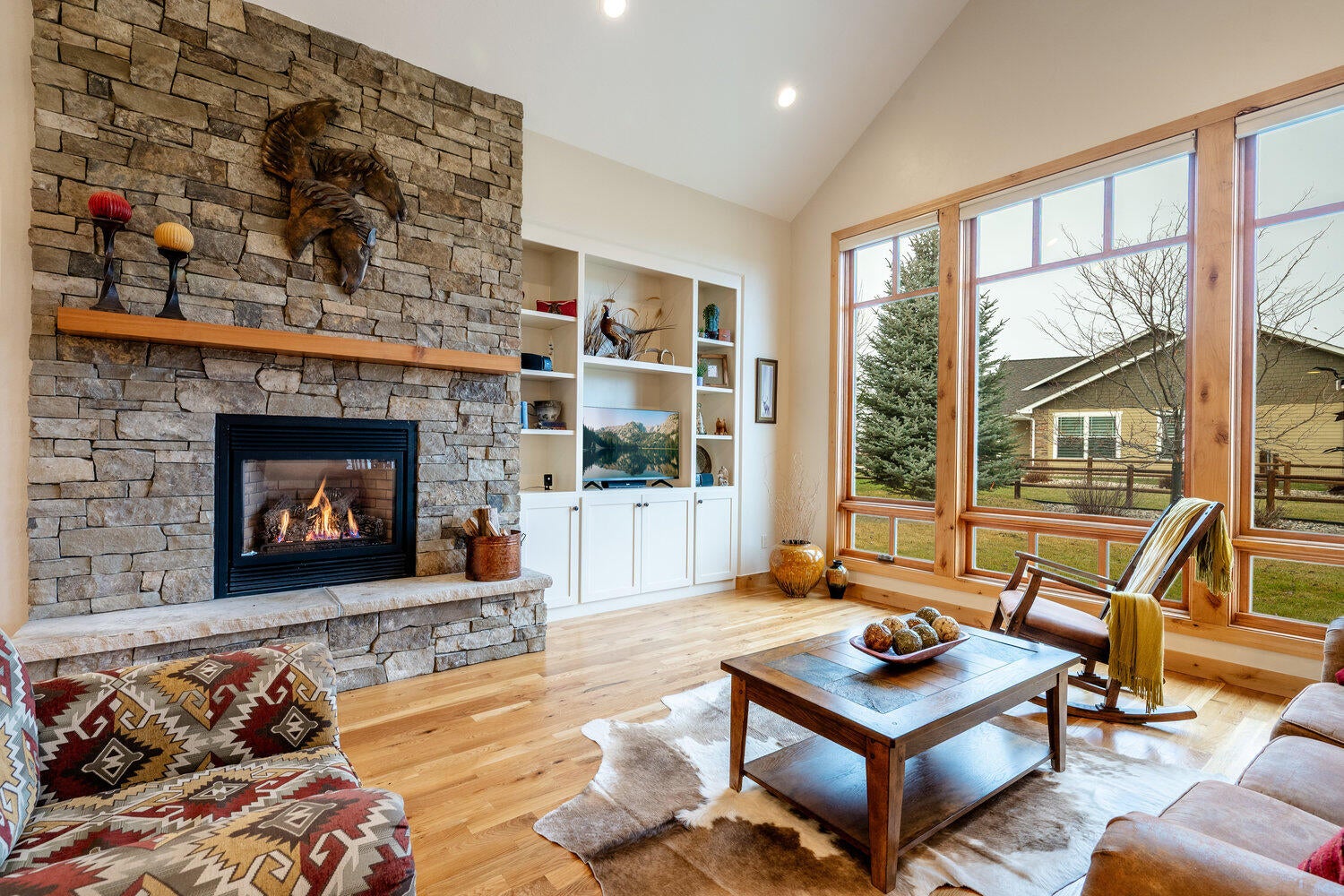 Sheridan, Wyoming, 82801, United States, 2 Bedrooms Bedrooms, ,2 BathroomsBathrooms,Residential,For Sale,2006254