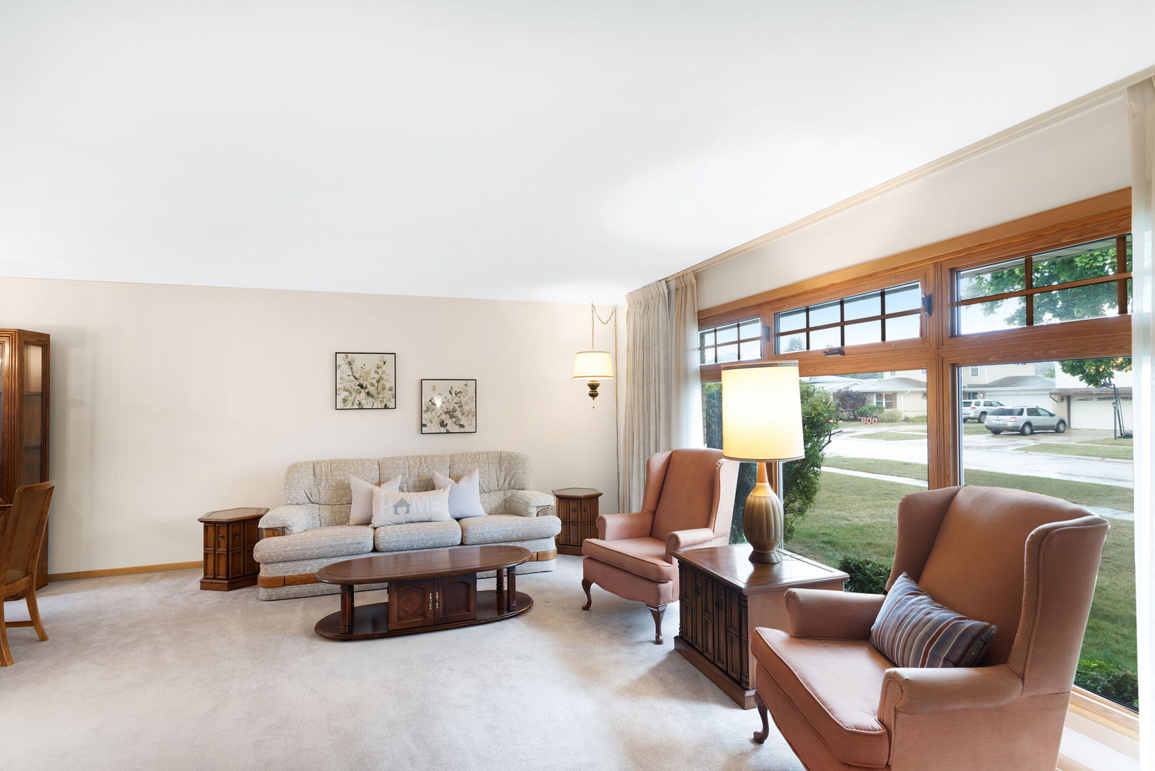 Des plaines, Illinois, 60016, United States, 3 Bedrooms Bedrooms, ,3 BathroomsBathrooms,Residential,For Sale,1991733