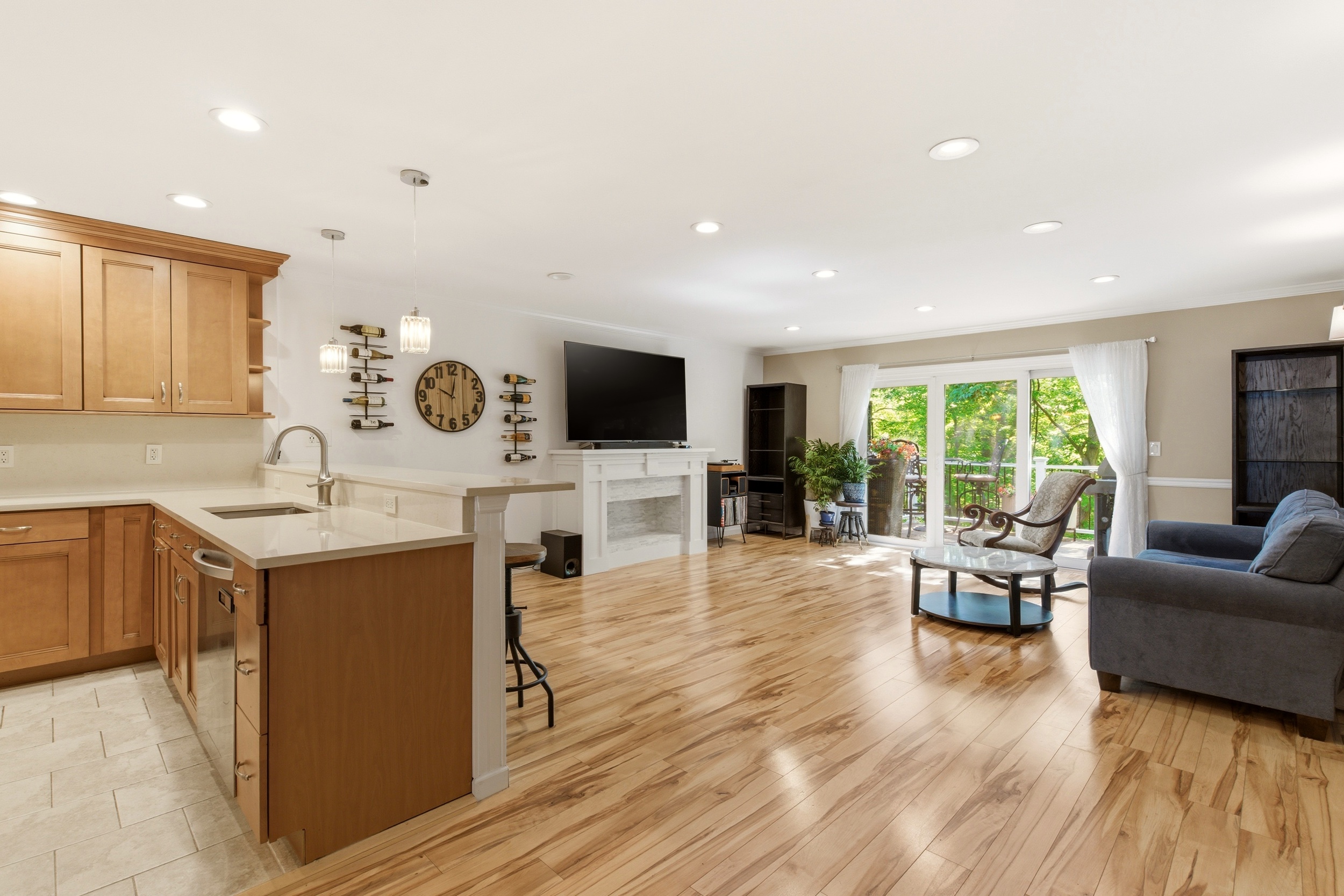  13 Pine Street, Huntington, NY 11743 - 物件實景