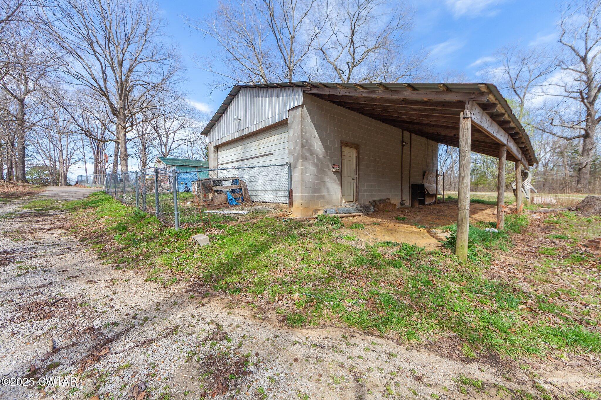 Beech Bluff, Tennessee, 38313, United States, 5 Bedrooms Bedrooms, ,3 BathroomsBathrooms,Residential,For Sale,1743753