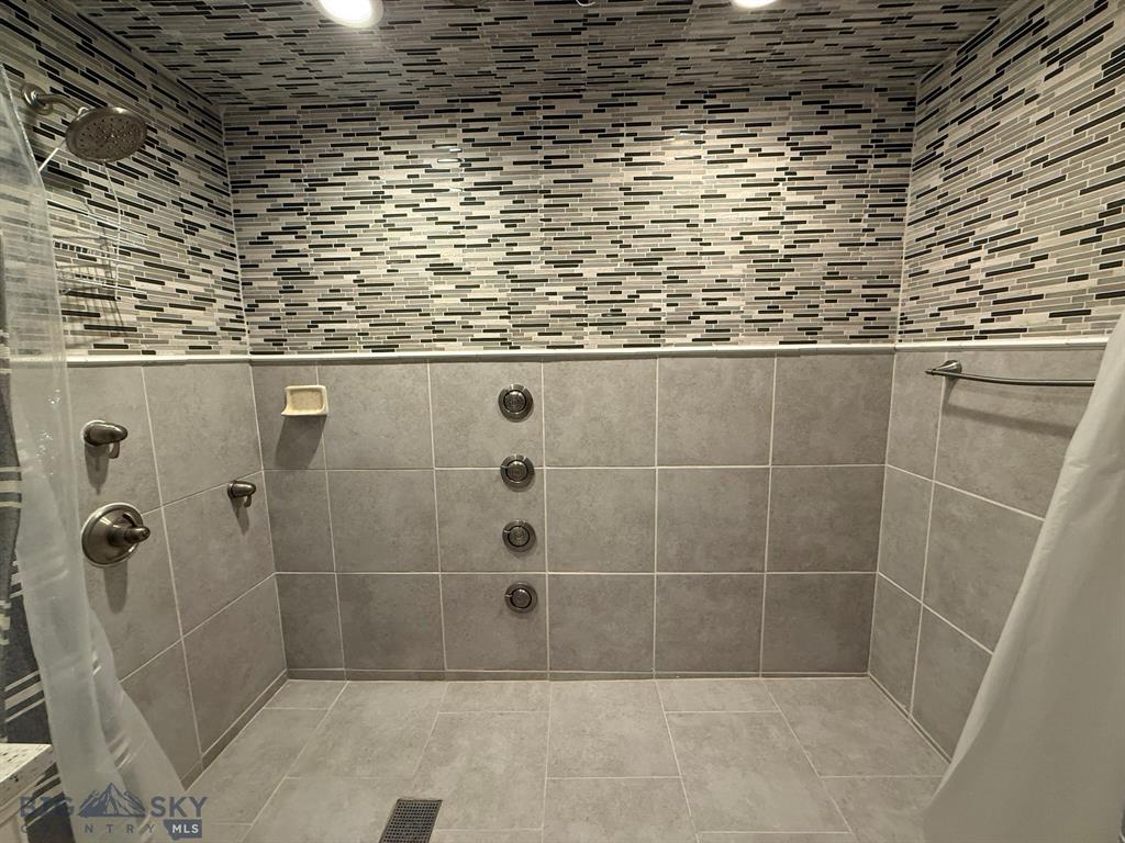 Anaconda, Montana, 59711, United States, 3 Bedrooms Bedrooms, ,3 BathroomsBathrooms,Residential,For Sale,1974006