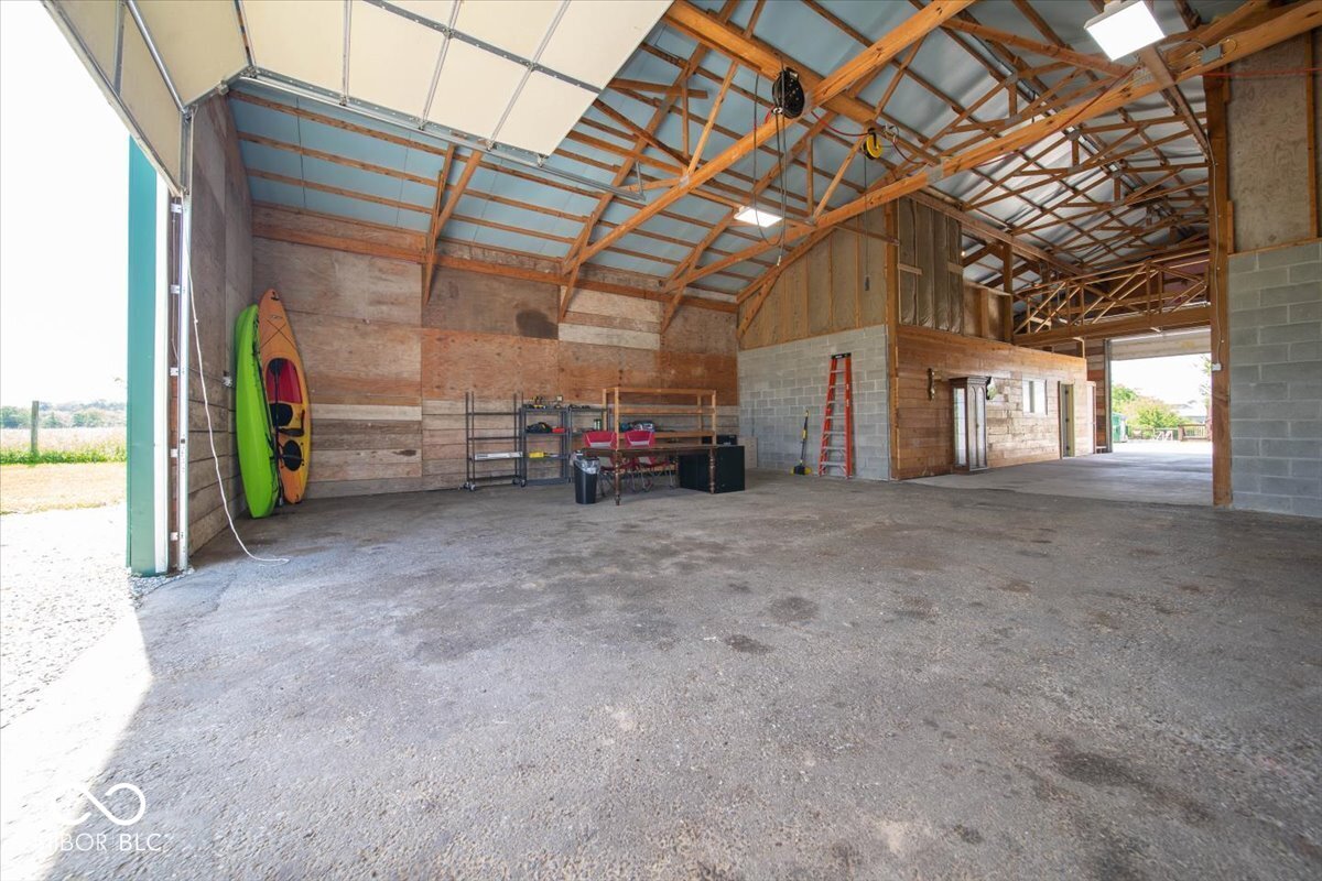 Noblesville, Indiana, 46060, United States, 4 Bedrooms Bedrooms, ,3 BathroomsBathrooms,Residential,For Sale,2048324