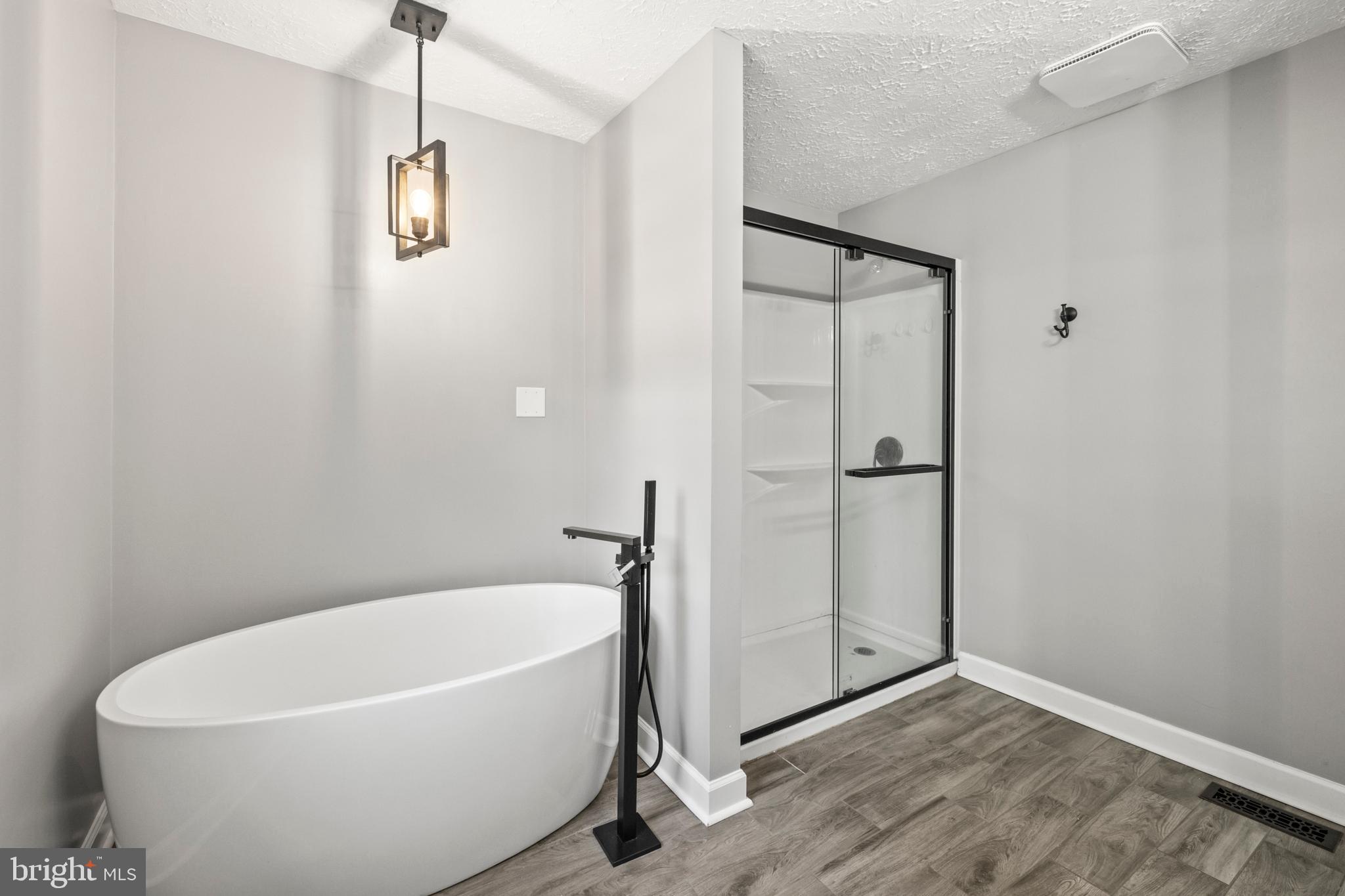 La Plata, Maryland, 20646, United States, 3 Bedrooms Bedrooms, ,4 BathroomsBathrooms,Residential,For Sale,1900714