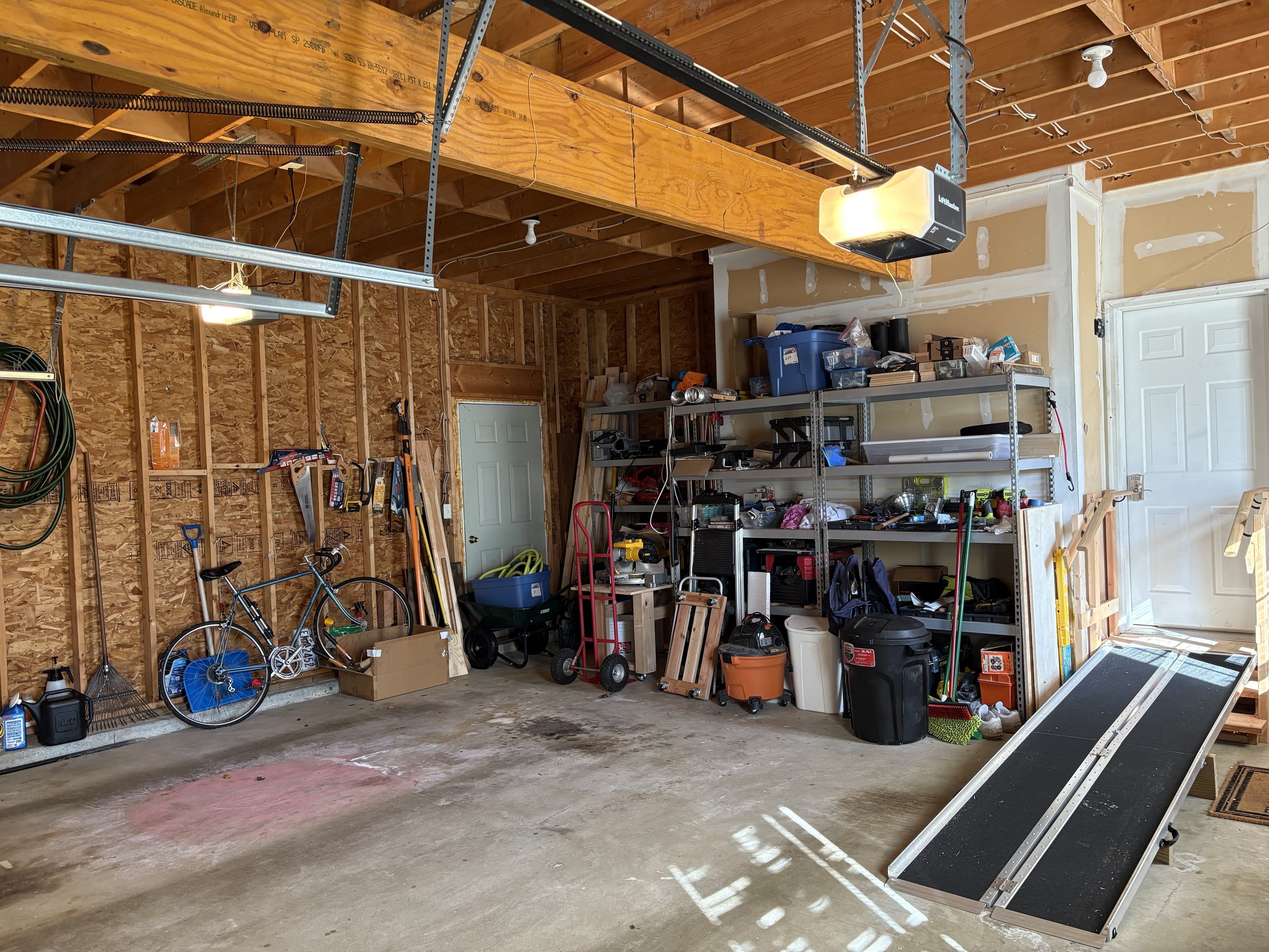 Clinton, Connecticut, 06413, United States, 4 Bedrooms Bedrooms, ,3 BathroomsBathrooms,Residential,For Sale,1989130