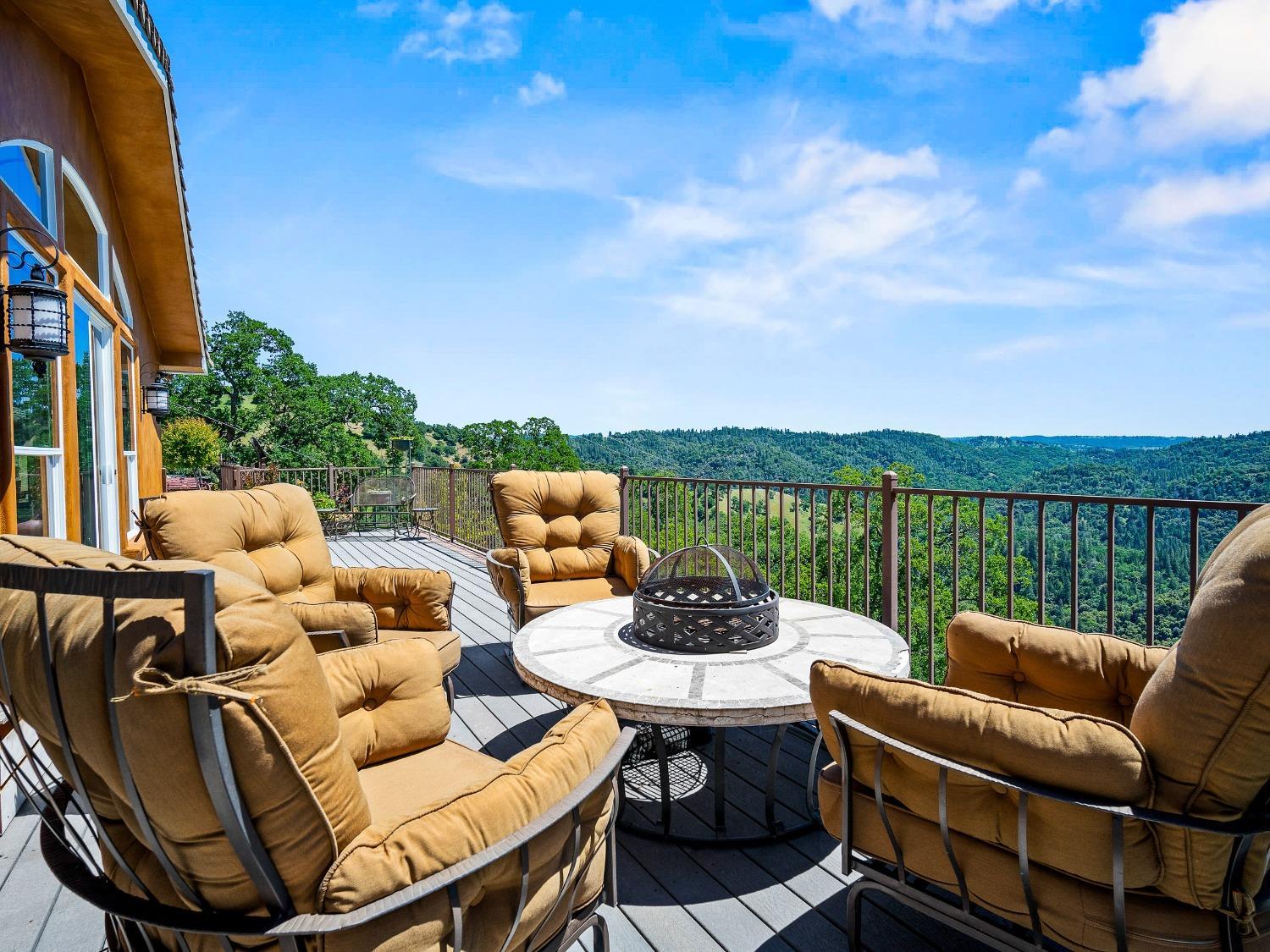 Placerville, California, 95667, United States, 3 Bedrooms Bedrooms, ,3 BathroomsBathrooms,Residential,For Sale,1979822